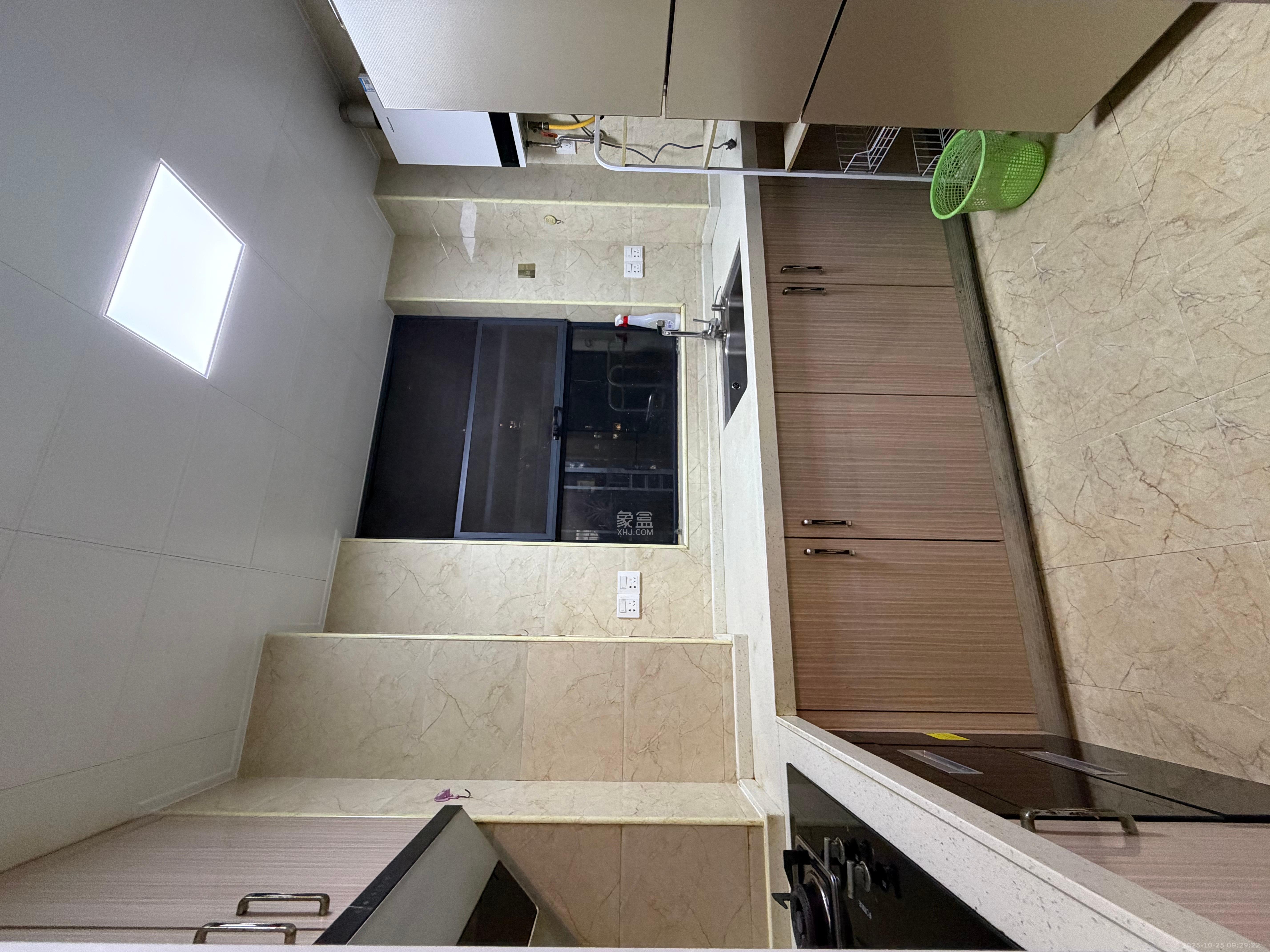 北京御园一二期（国泰嘉园）  4室2厅2卫    2400.0元/月室内图