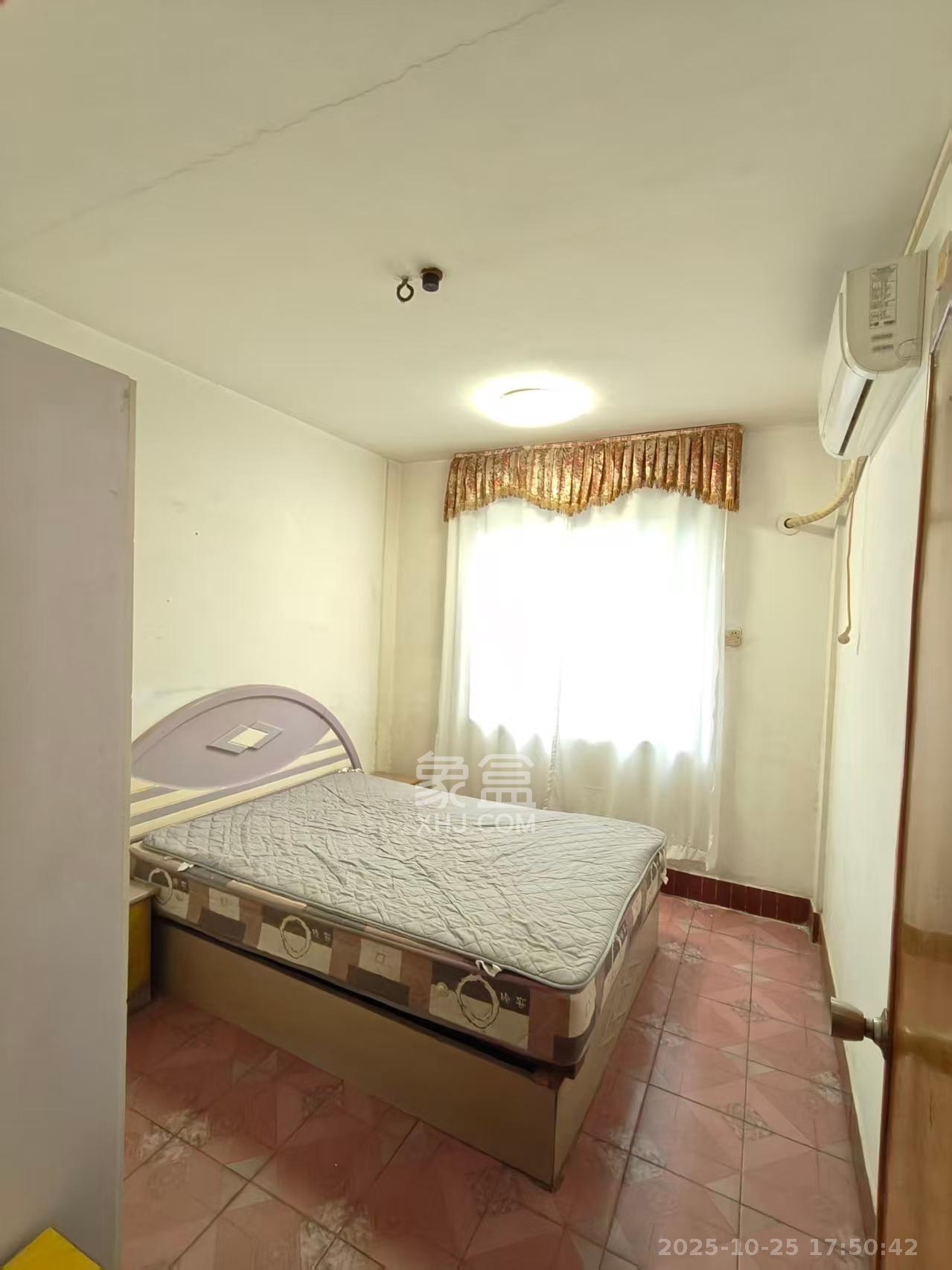 向韶村  2室1厅1卫    1600.0元/月室内图