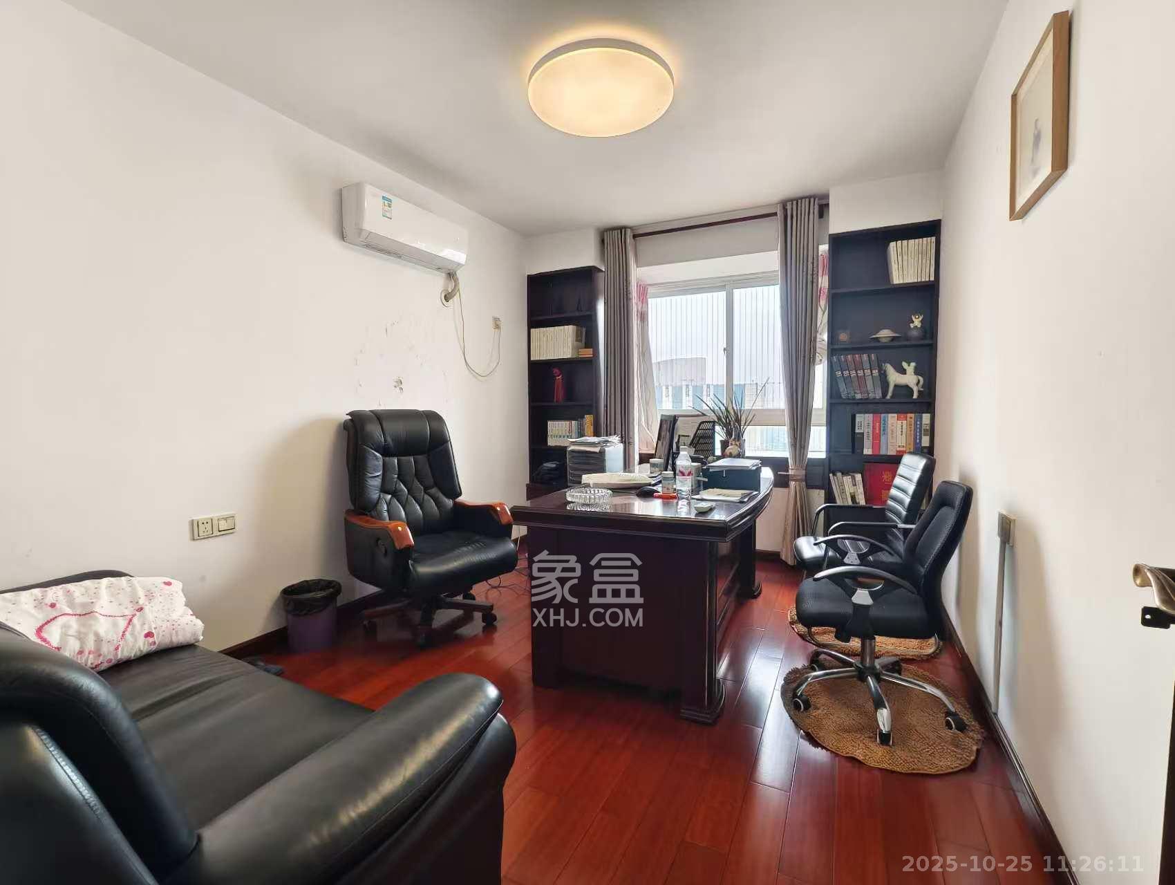 诺亚方舟大厦  1室2厅2卫    10000.0元/月 诺亚方舟大厦  1室2厅2卫    10000.0元/月室内图