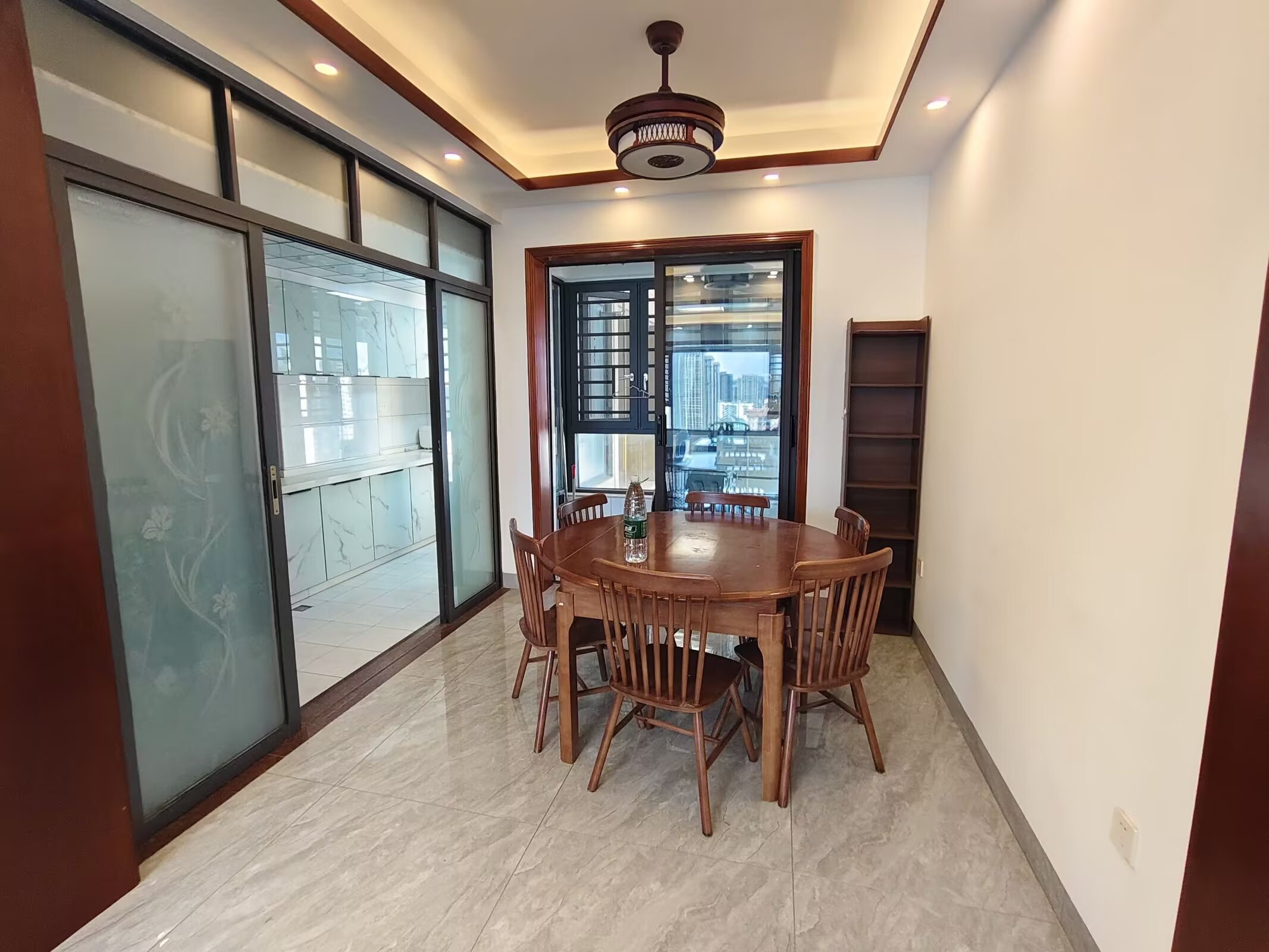 金城新天地  3室2厅2卫    210.0万 金城新天地  3室2厅2卫    210.0万客厅