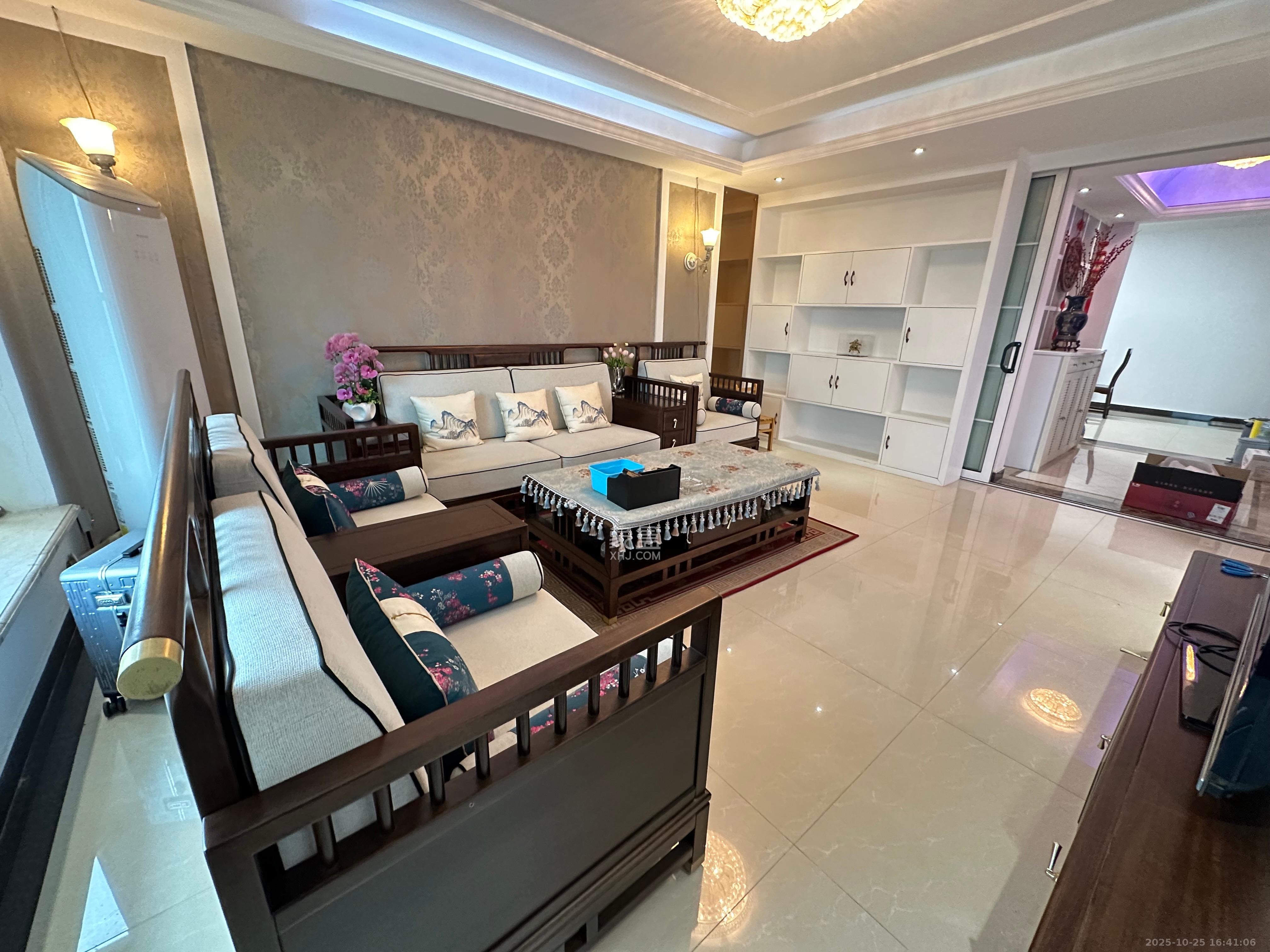 恒大华府  4室2厅2卫    5000.0元/月室内图