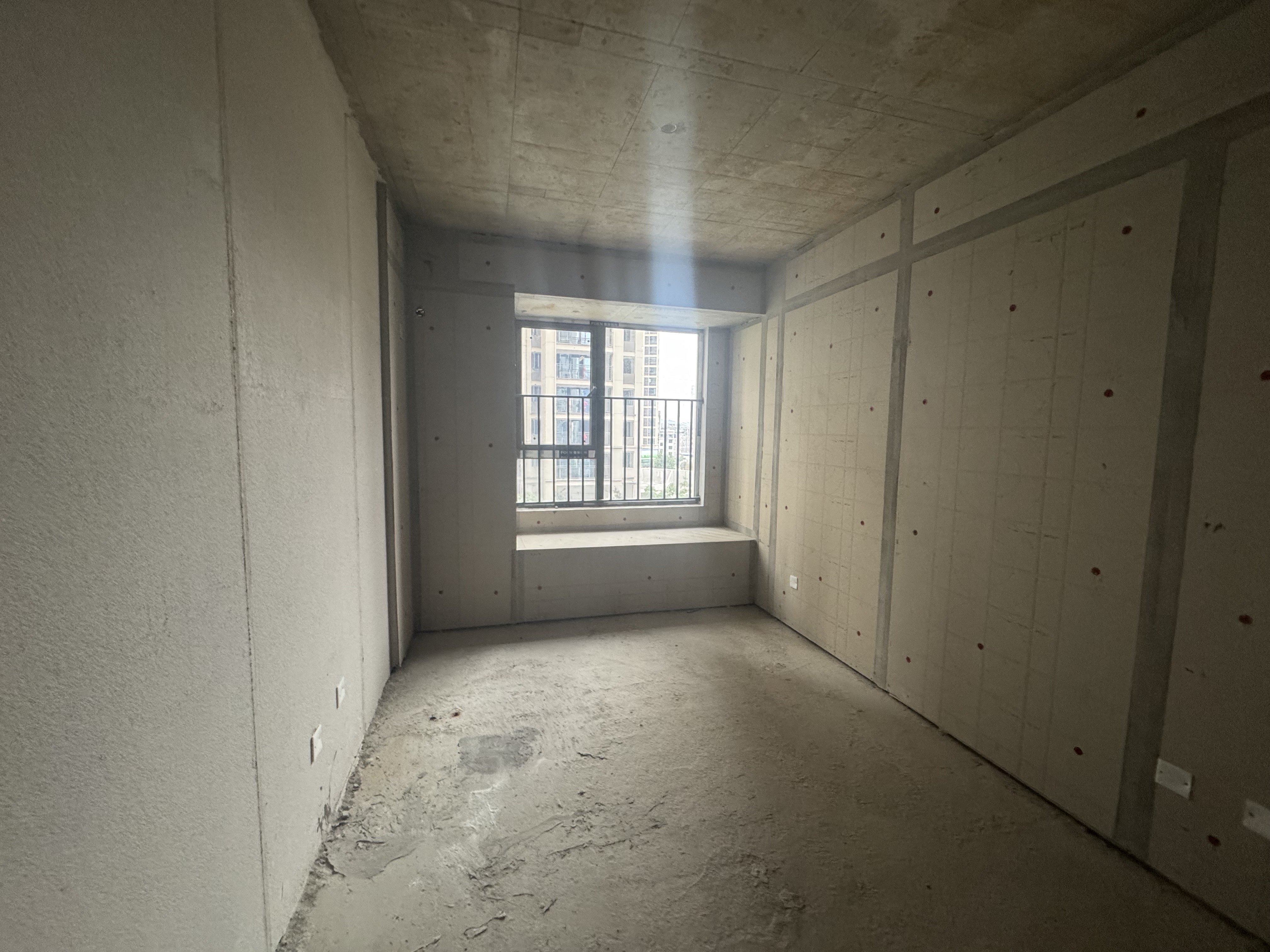 吾悦广场 3室0厅0卫 62.0万 吾悦广场 3室0厅0卫 62.0万客厅