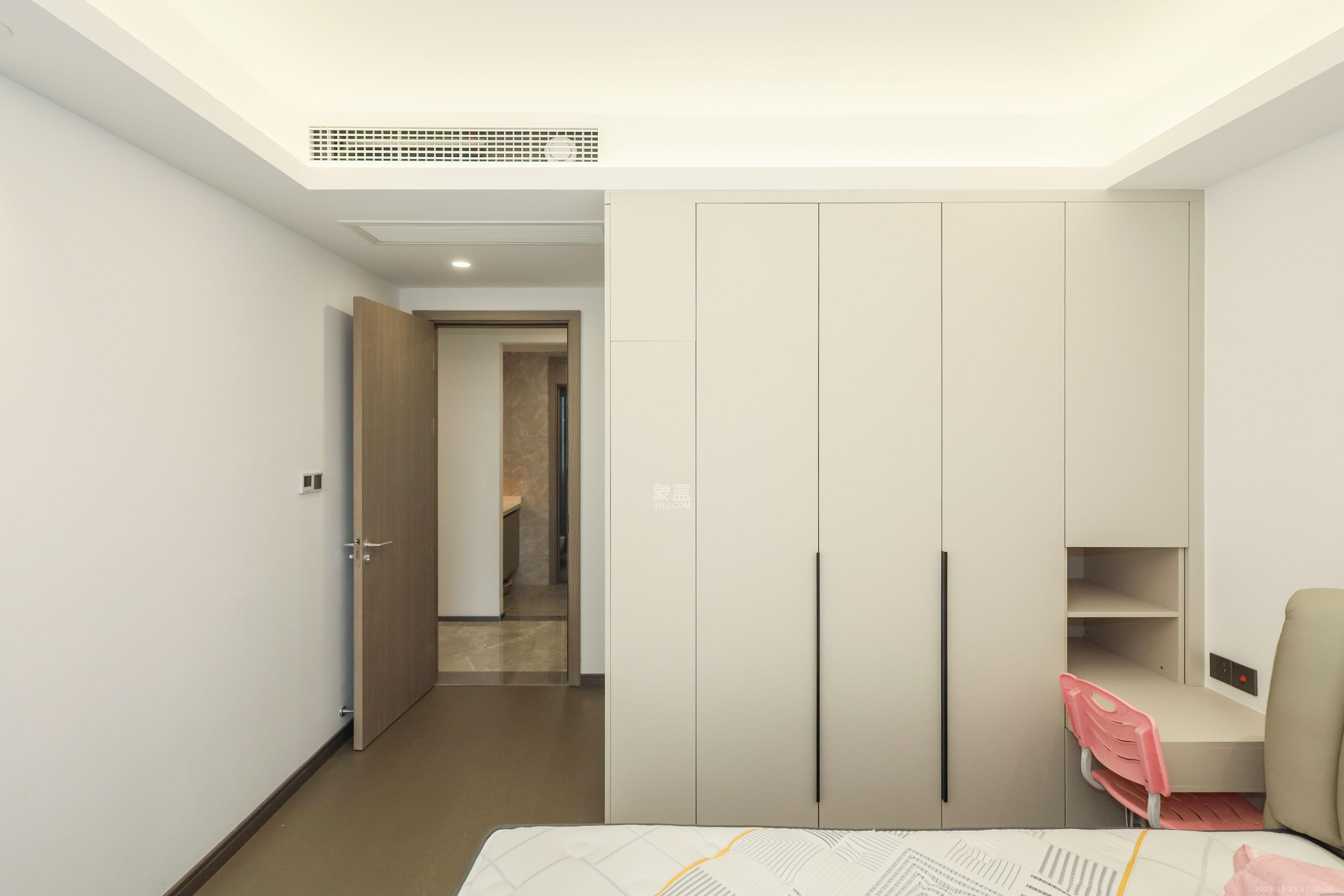 旭辉铂宸府  4室2厅2卫    158.0万 旭辉铂宸府  4室2厅2卫    158.0万卧室