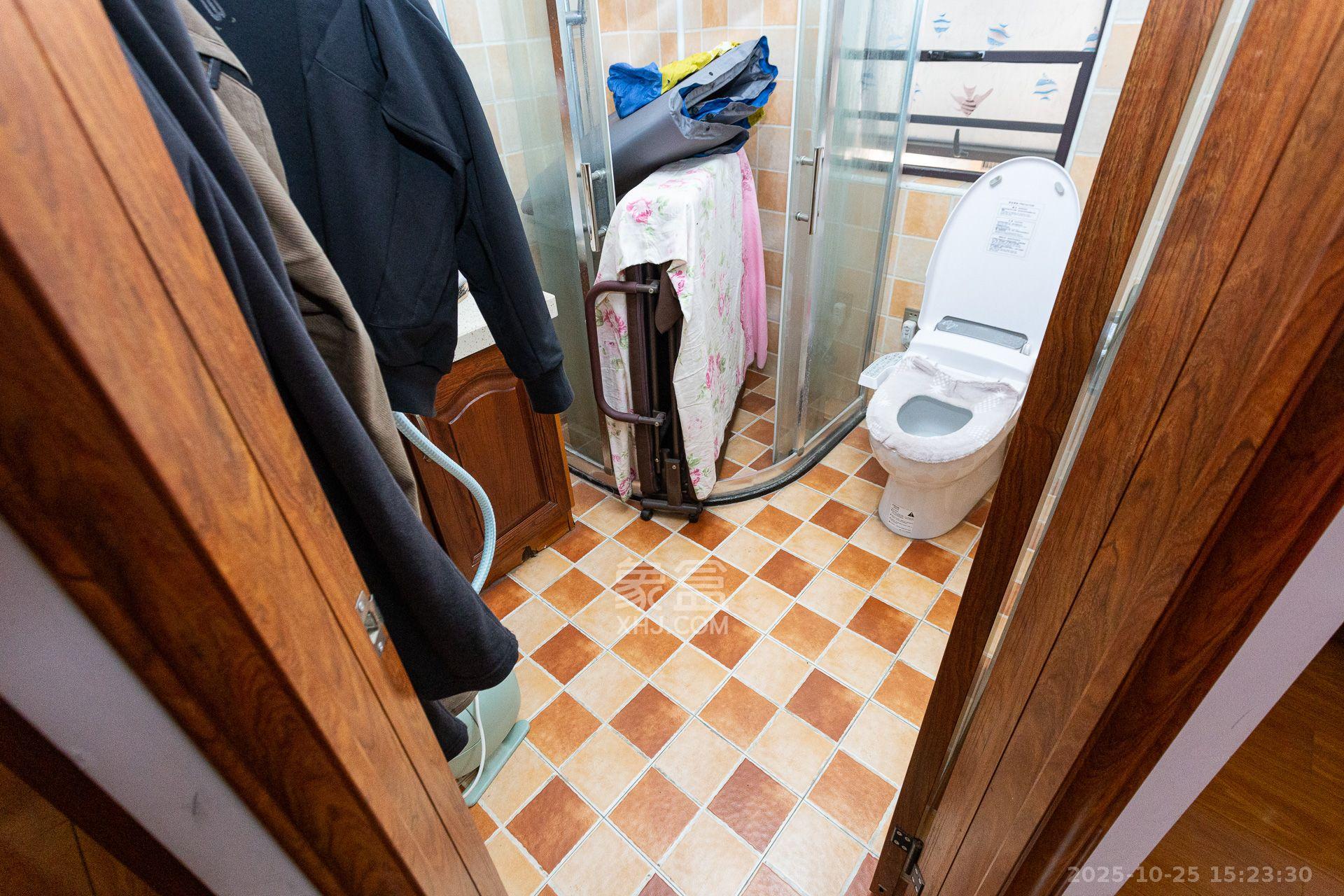 润和又一城 4室2厅2卫 2500.0元/月 润和又一城 4室2厅2卫 2500.0元/月室内图