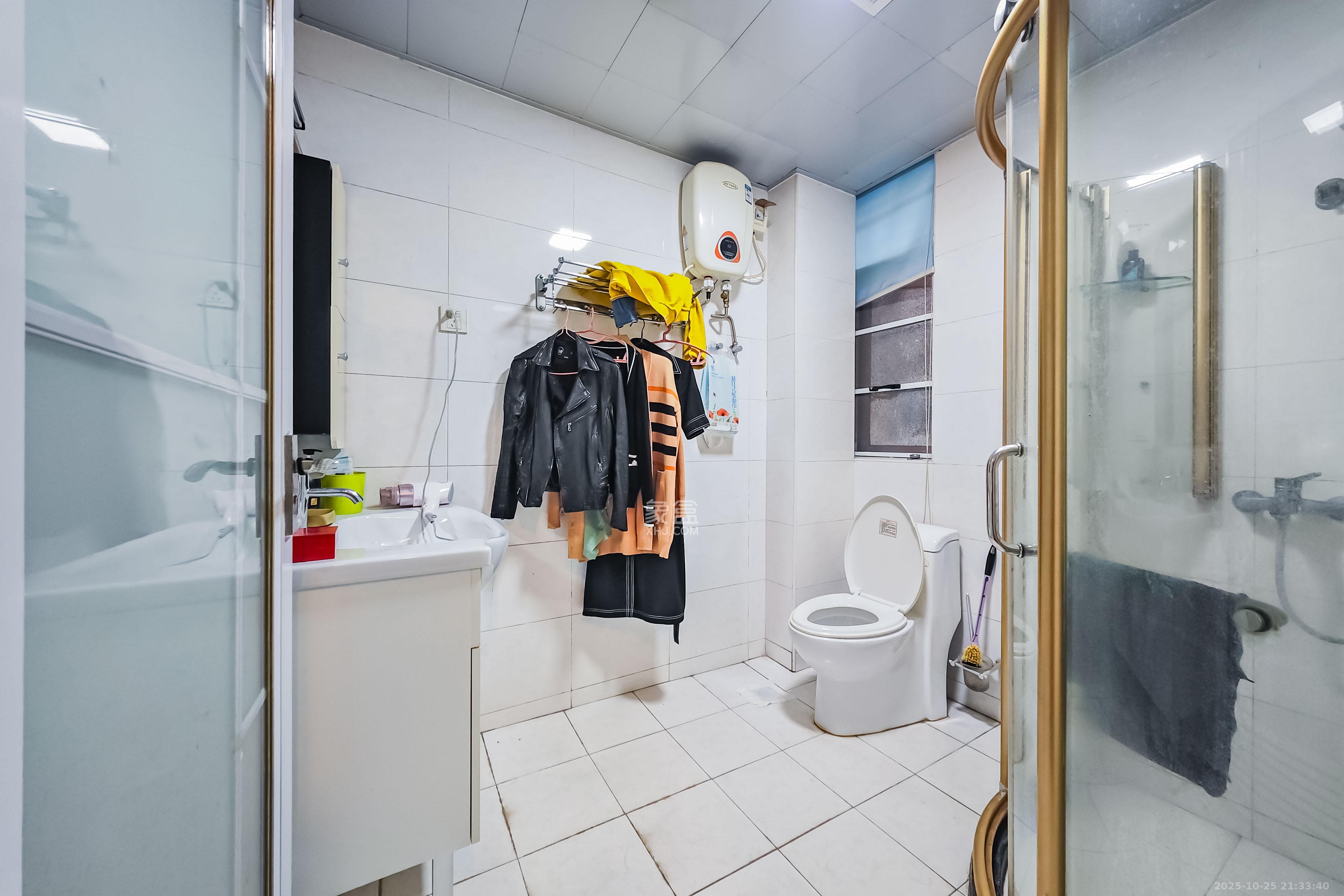 雅致名园  3室2厅2卫    205.0万其他