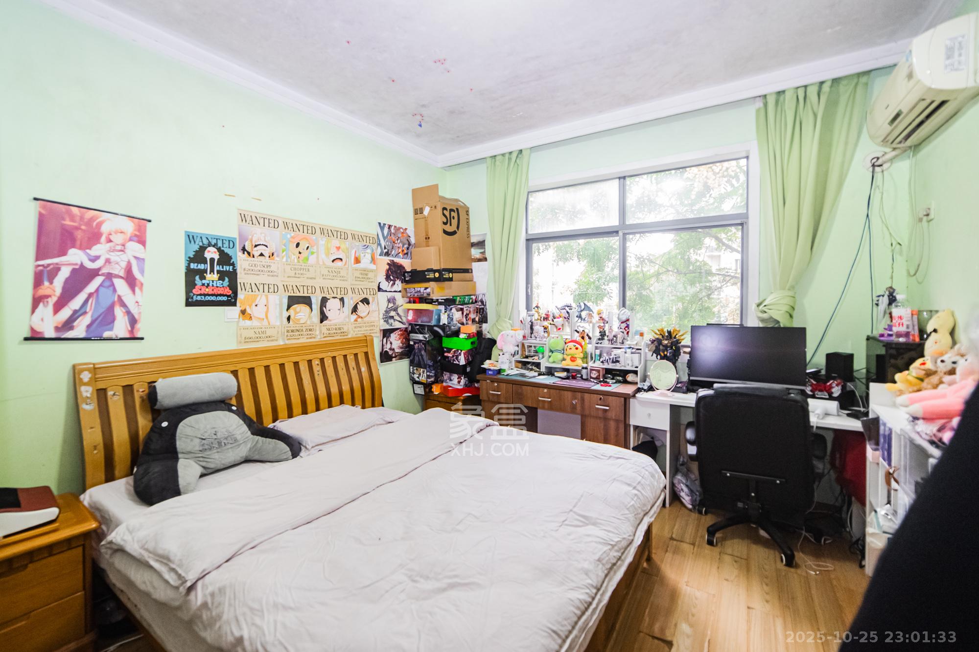 万煦园  3室2厅2卫    77.8万卧室