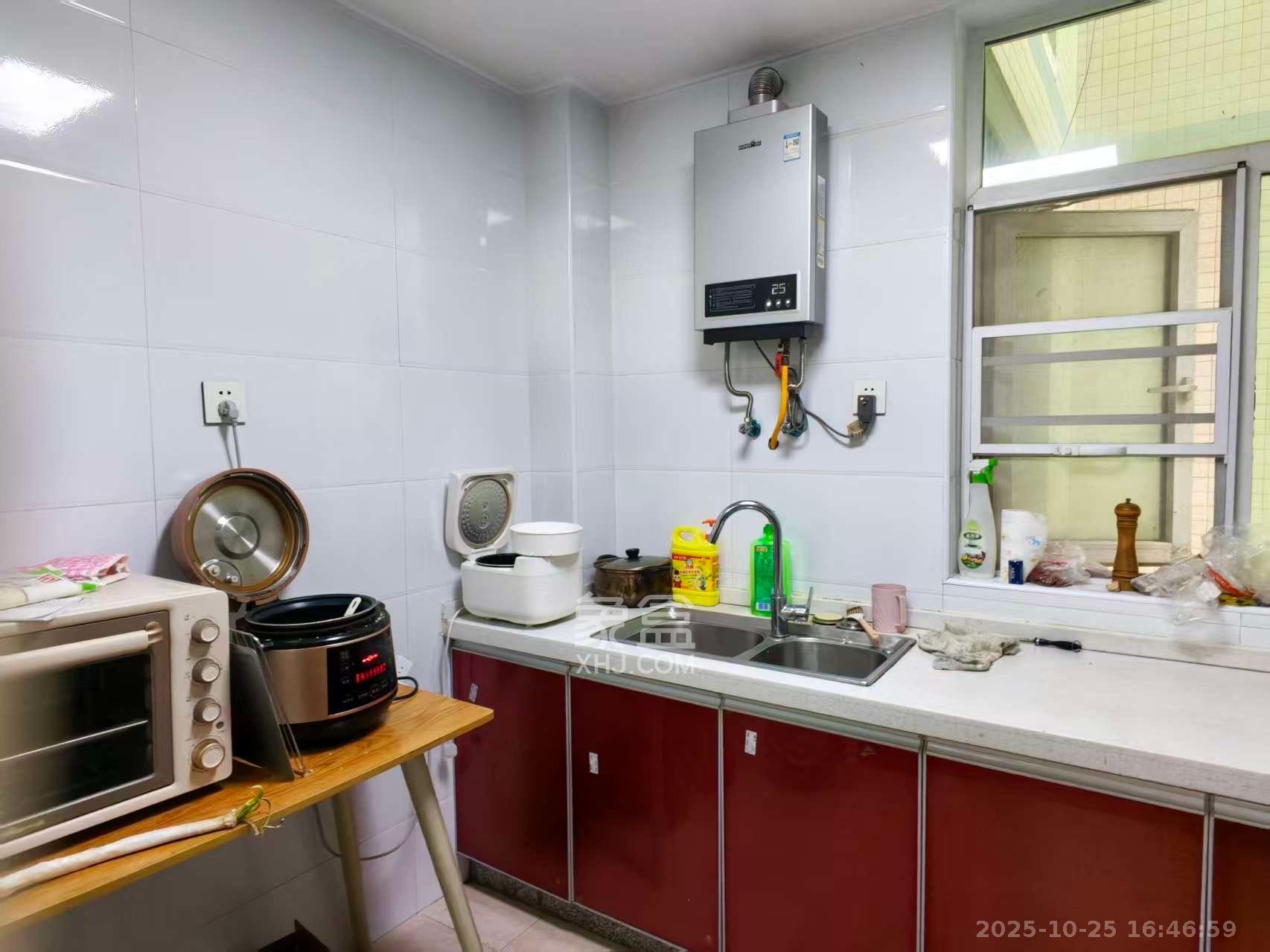 格林星城  1室2厅1卫    2800.0元/月 格林星城  1室2厅1卫    2800.0元/月室内图