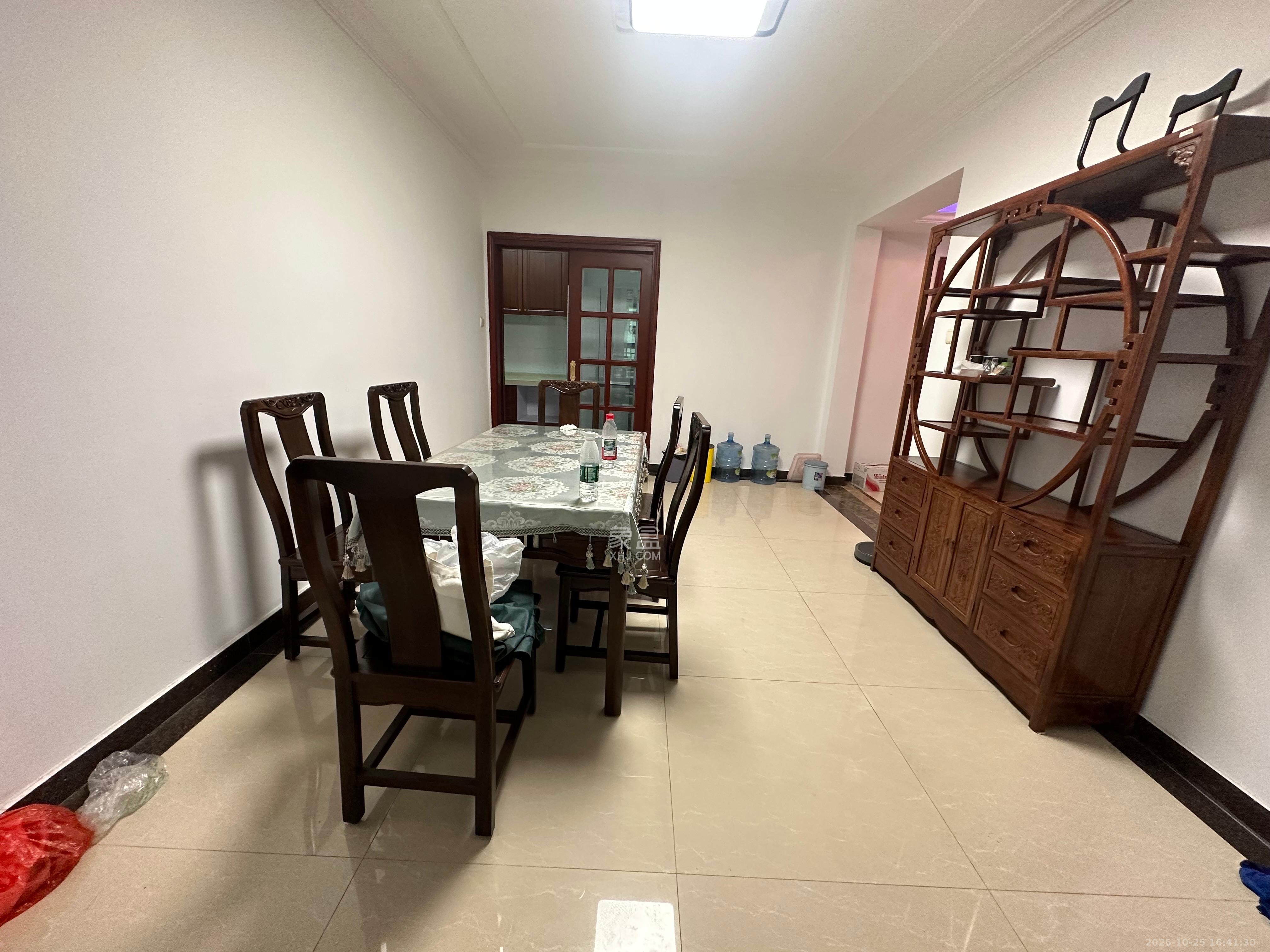 恒大华府  4室2厅2卫    5000.0元/月室内图