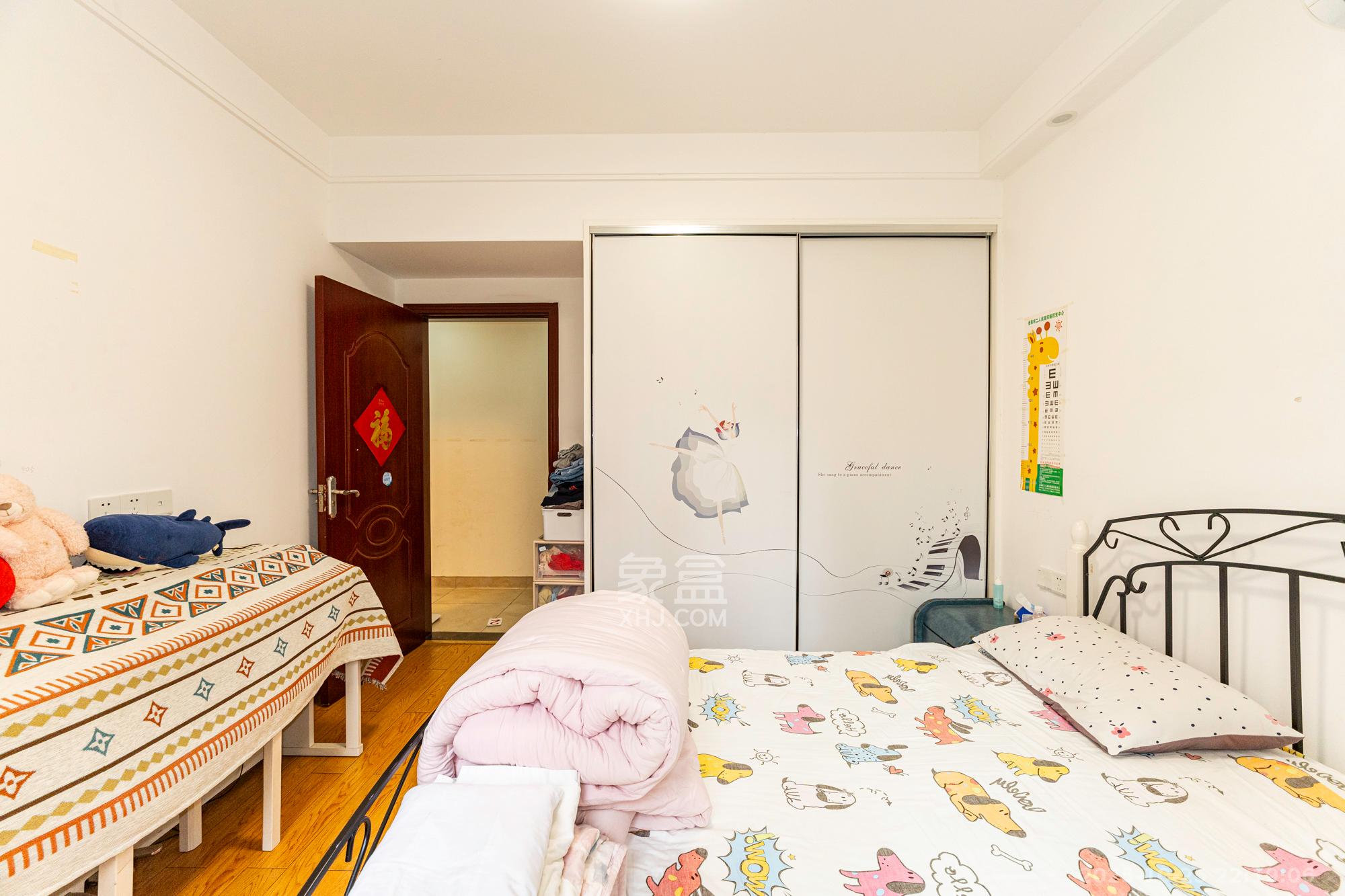 筑梦佳园 4室2厅2卫 79.8万 筑梦佳园 4室2厅2卫 79.8万卧室