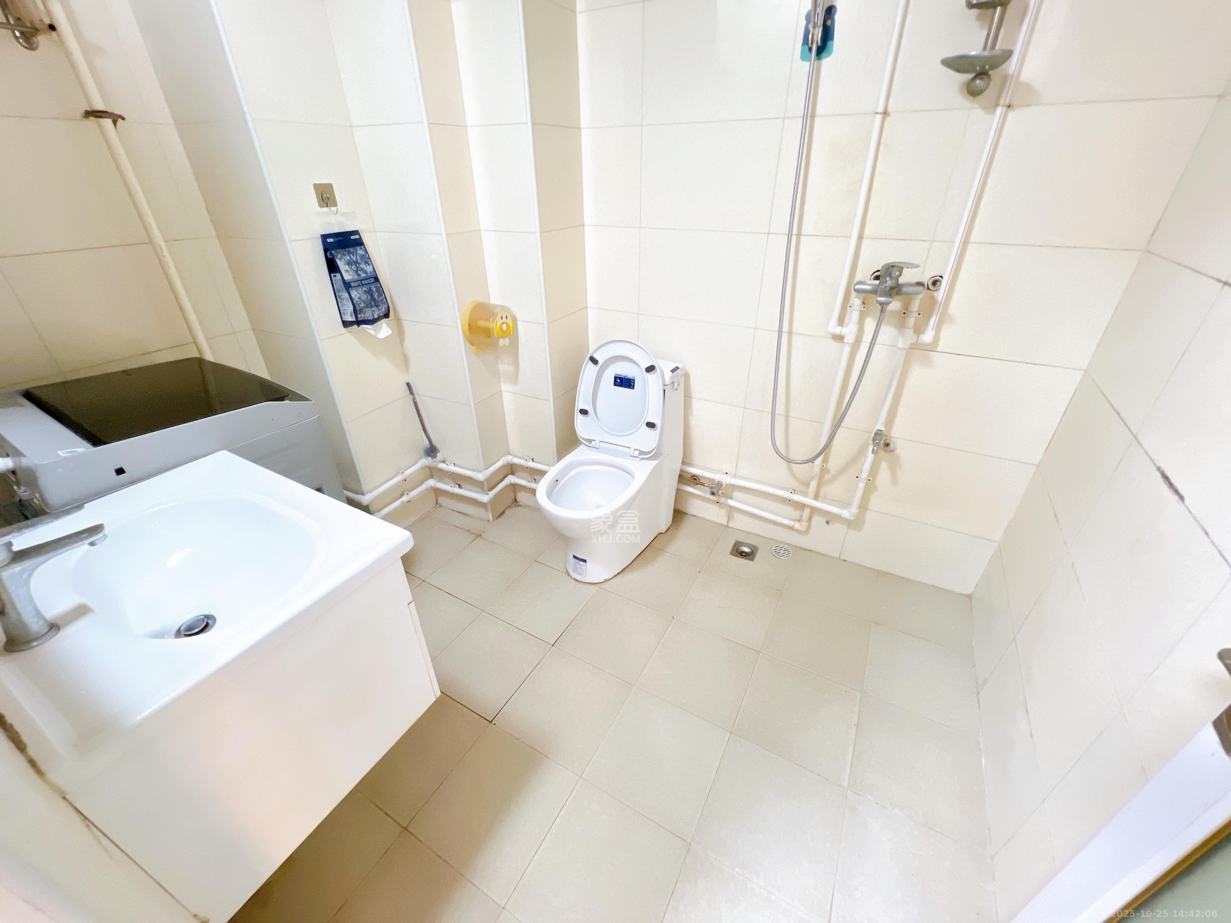 长沙之芯  2室2厅1卫    3200.0元/月 长沙之芯  2室2厅1卫    3200.0元/月室内图