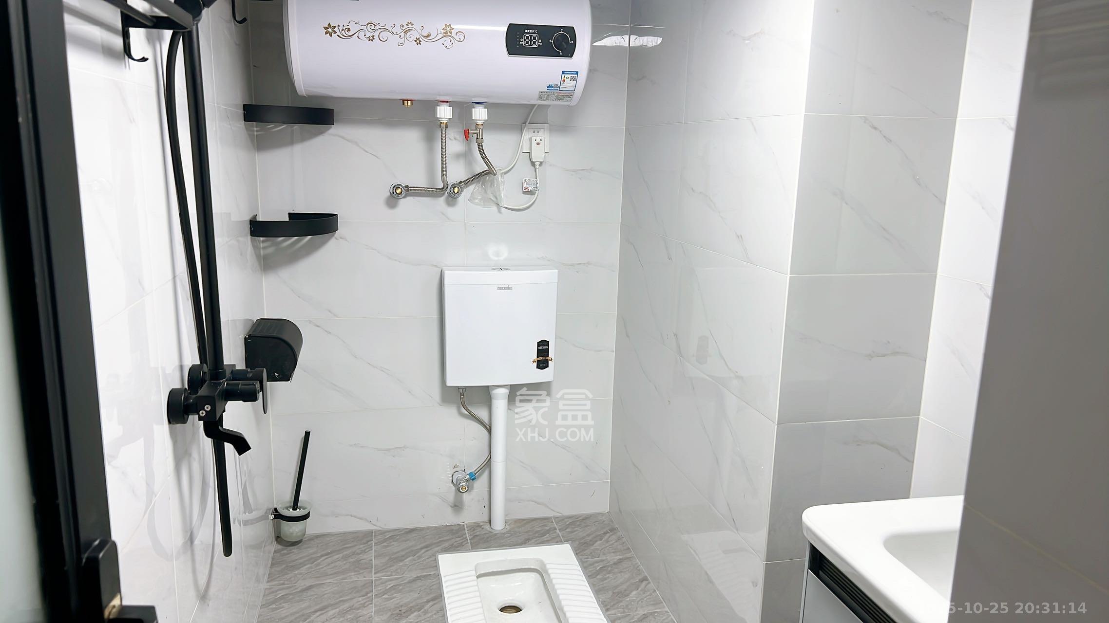 卓越中寰  3室2厅2卫    3700.0元/月室内图