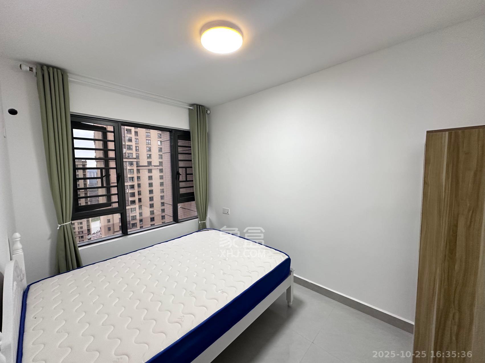 邦盛水岸御园  4室2厅2卫    2400.0元/月室内图