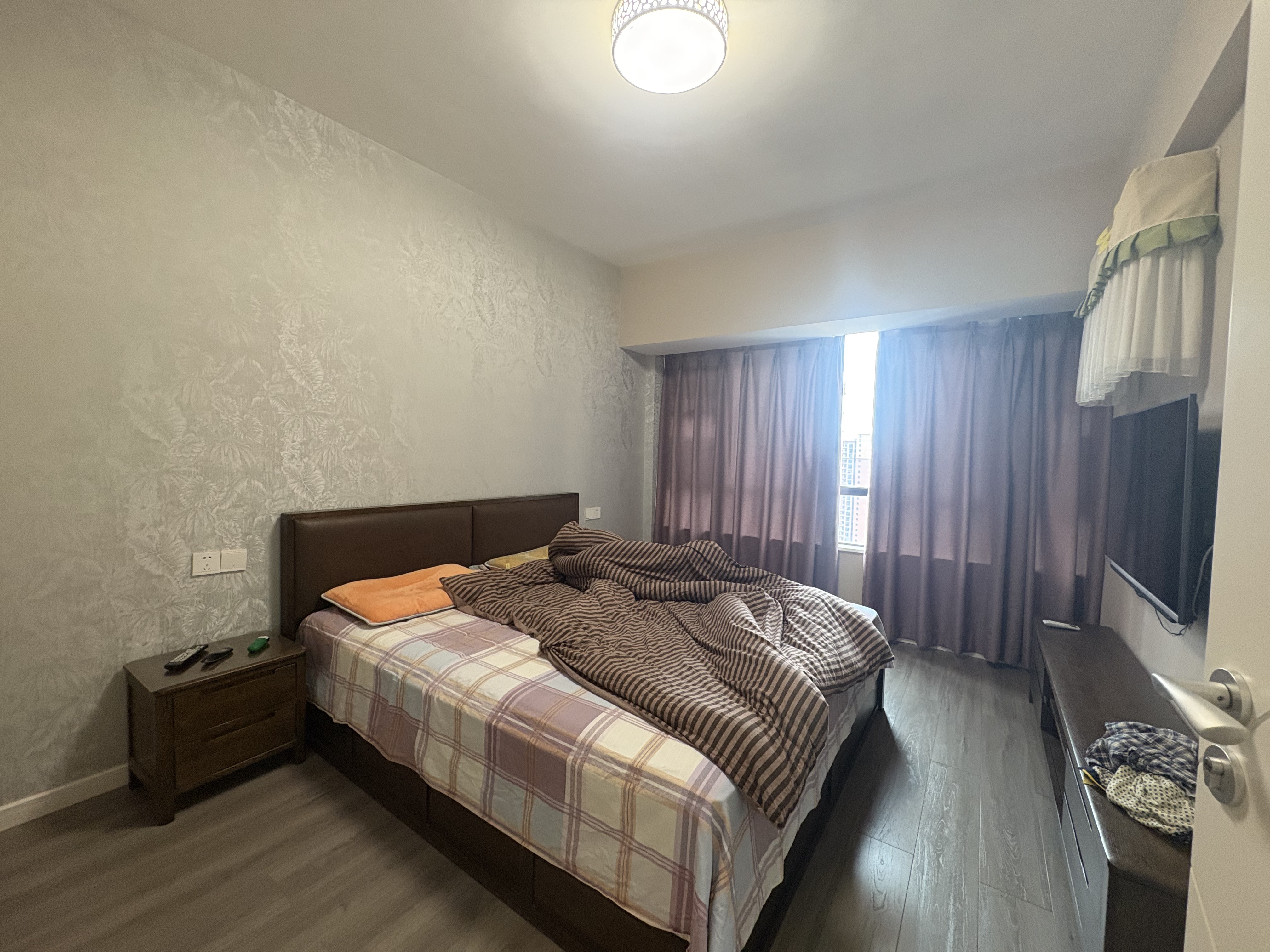 珠江云锦  4室2厅2卫    75.8万室内图