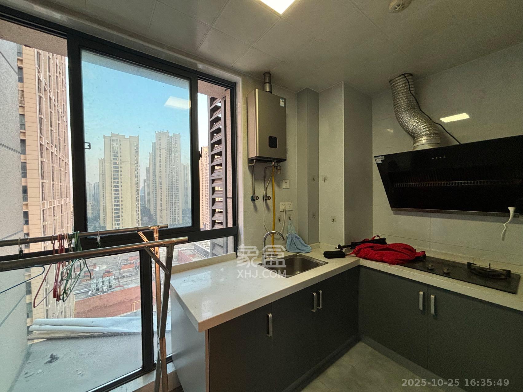 明发国际城  1室0厅1卫    1500.0元/月 明发国际城  1室0厅1卫    1500.0元/月室内图