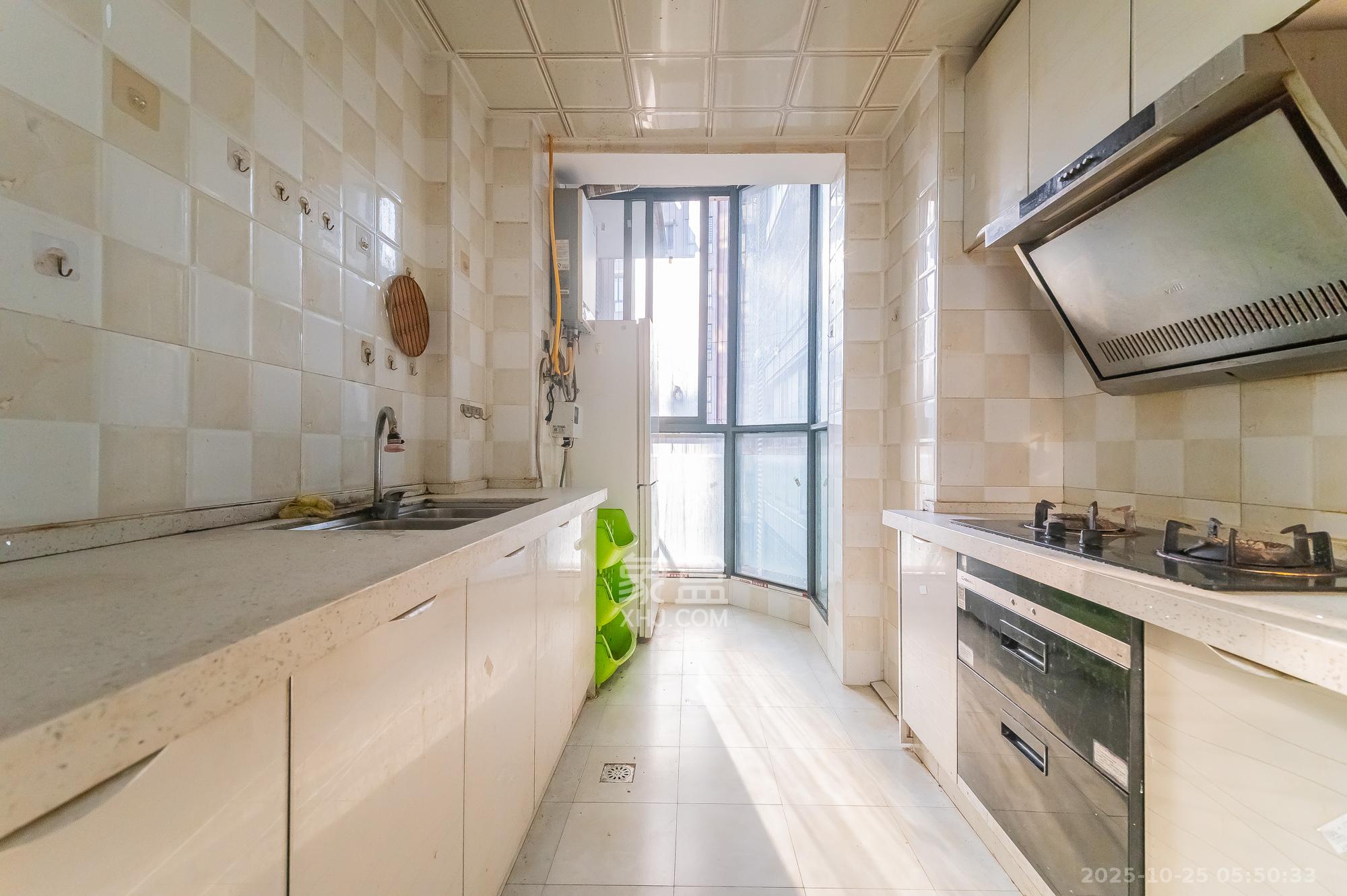 恒基凯旋门一二期 2室2厅1卫 58.8万 恒基凯旋门一二期 2室2厅1卫 58.8万厨房