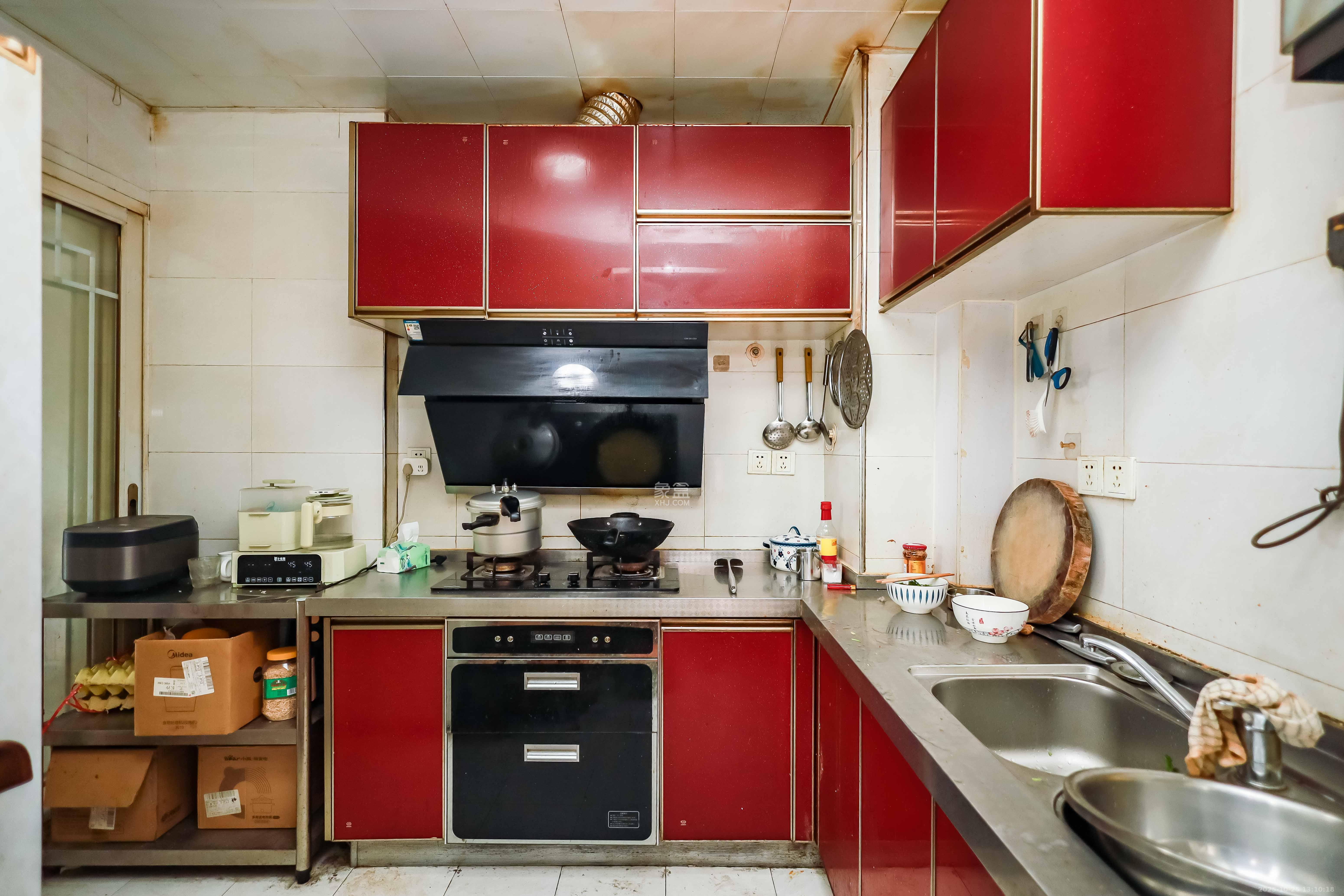 诚兴园  2室2厅1卫    65.0万厨房