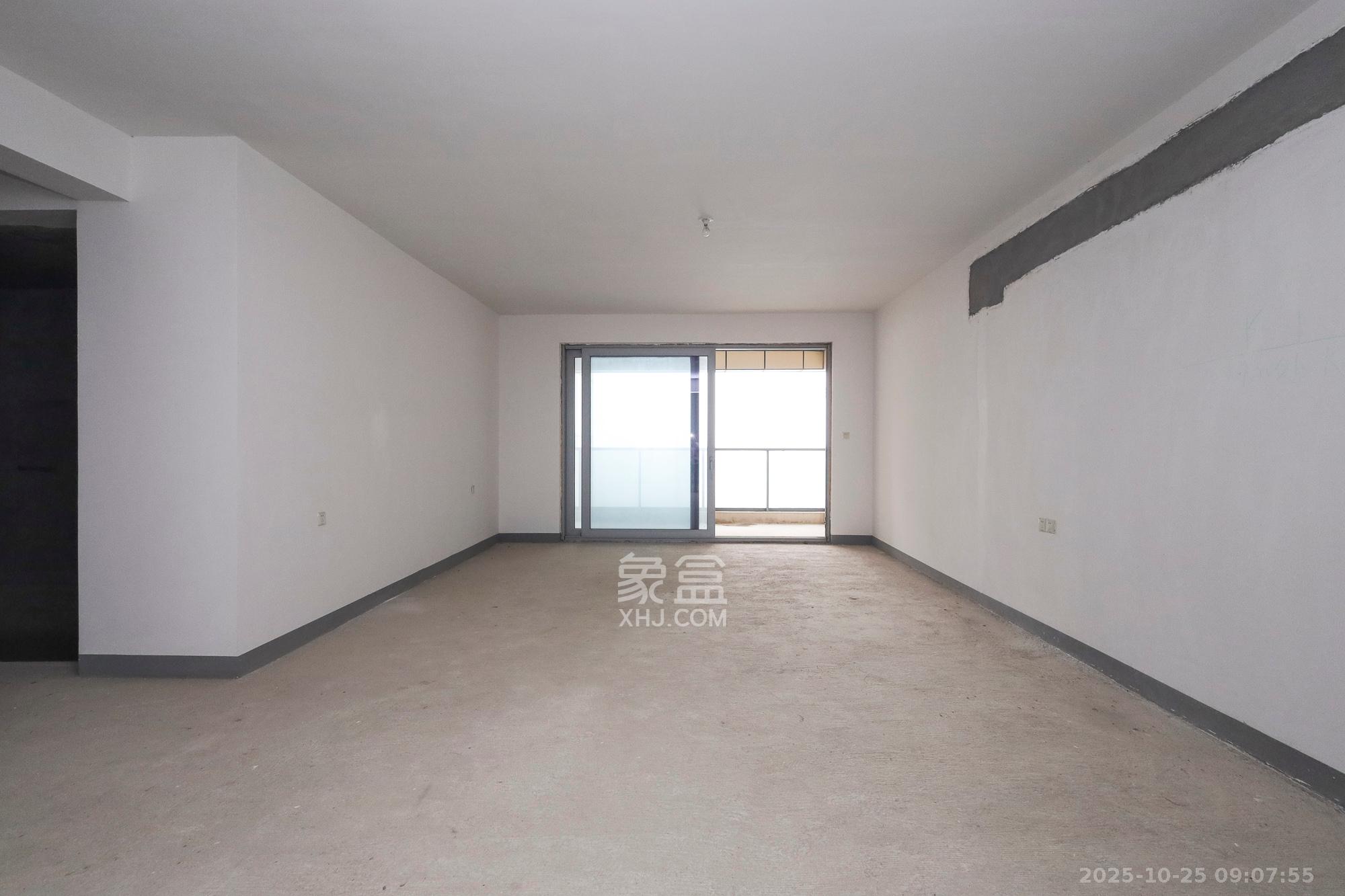 湘江壹号一二三期（创远湘江壹号）  4室2厅3卫    232.0万