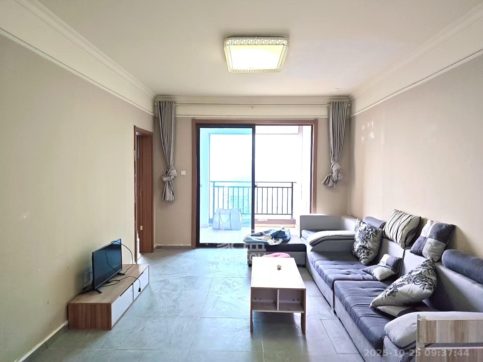 麓谷小镇 3室2厅1卫 1900.0元/月 麓谷小镇 3室2厅1卫 1900.0元/月室内图