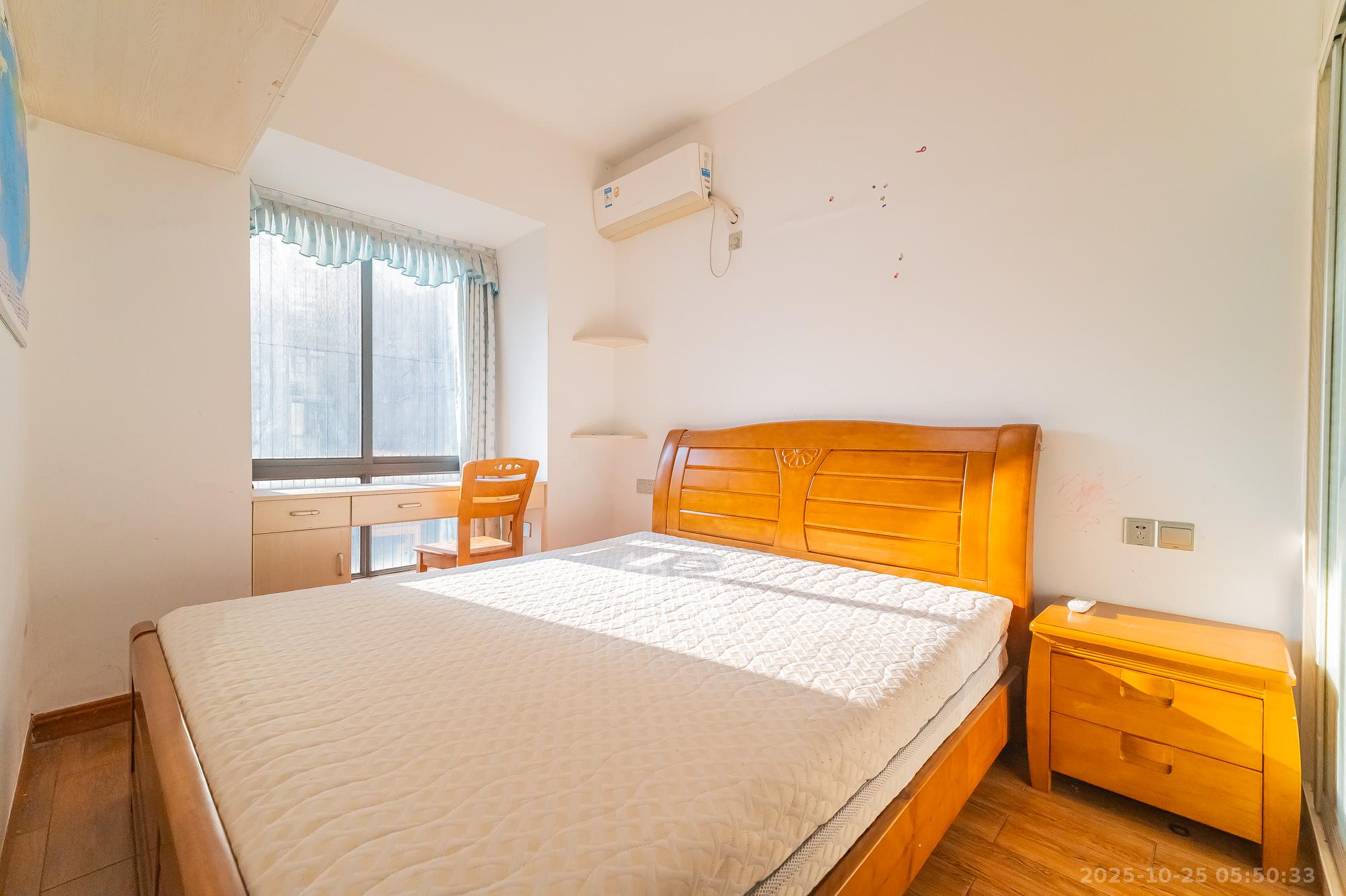 恒基凯旋门一二期  2室2厅1卫    58.8万卧室