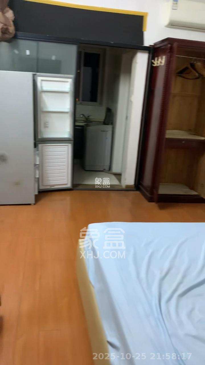 星典时代  1室0厅1卫    800.0元/月 星典时代  1室0厅1卫    800.0元/月室内图