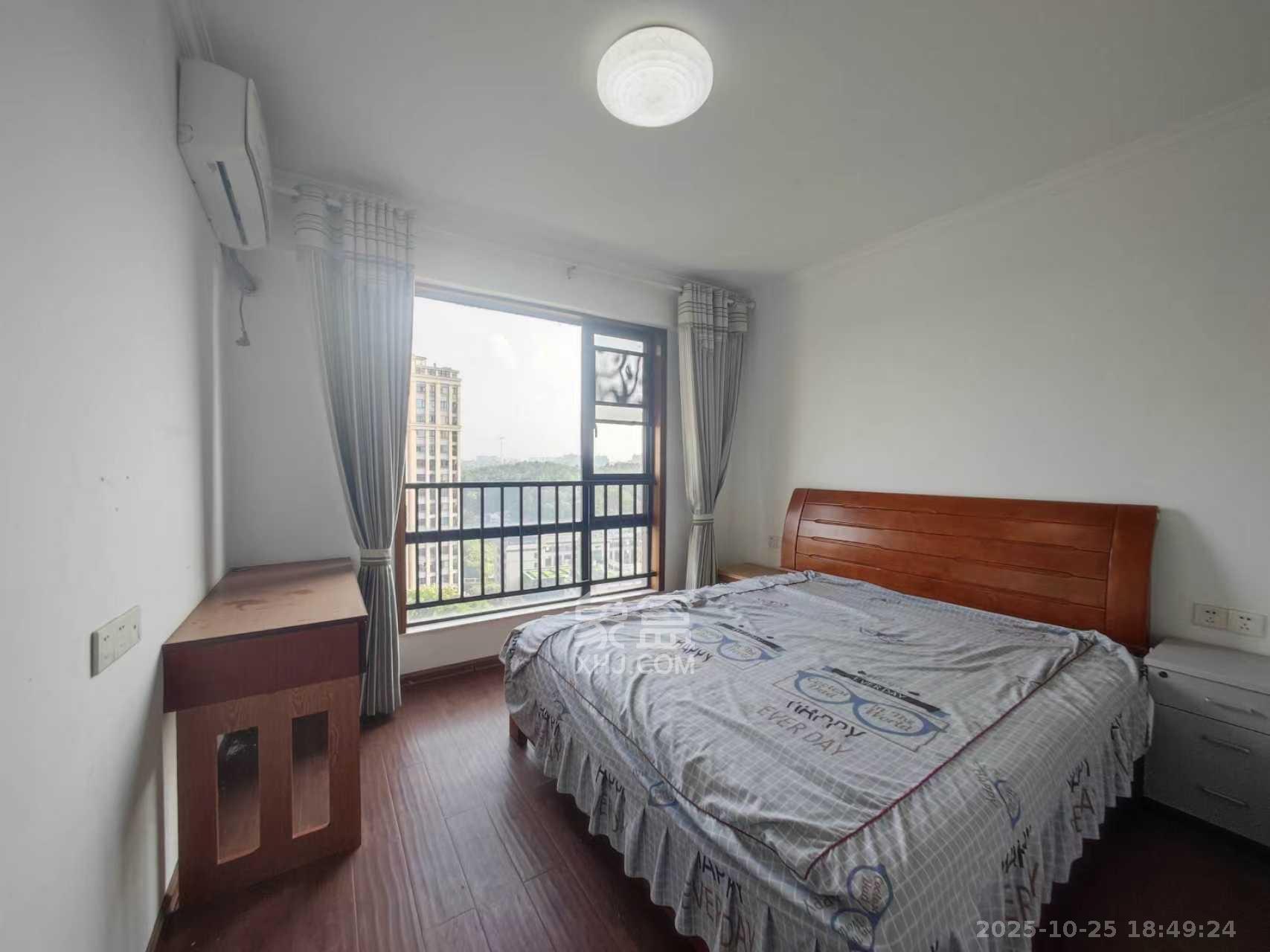 和平小区  2室1厅1卫    1400.0元/月室内图