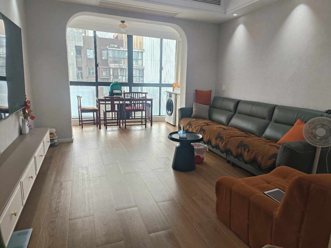 领秀资江  2室2厅1卫    68.8万