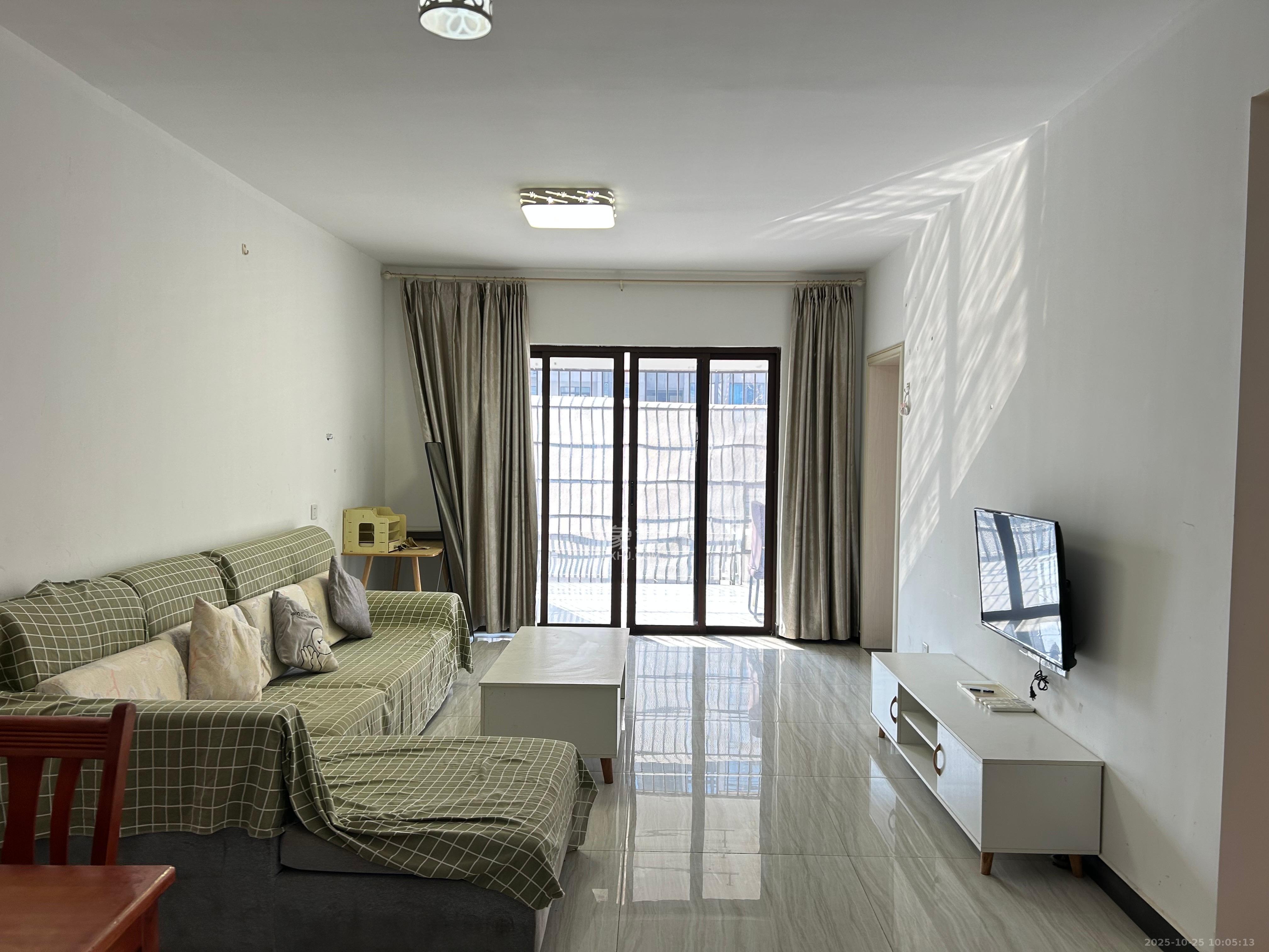 星月绿洲  1室0厅0卫    1900.0元/月 星月绿洲  1室0厅0卫    1900.0元/月