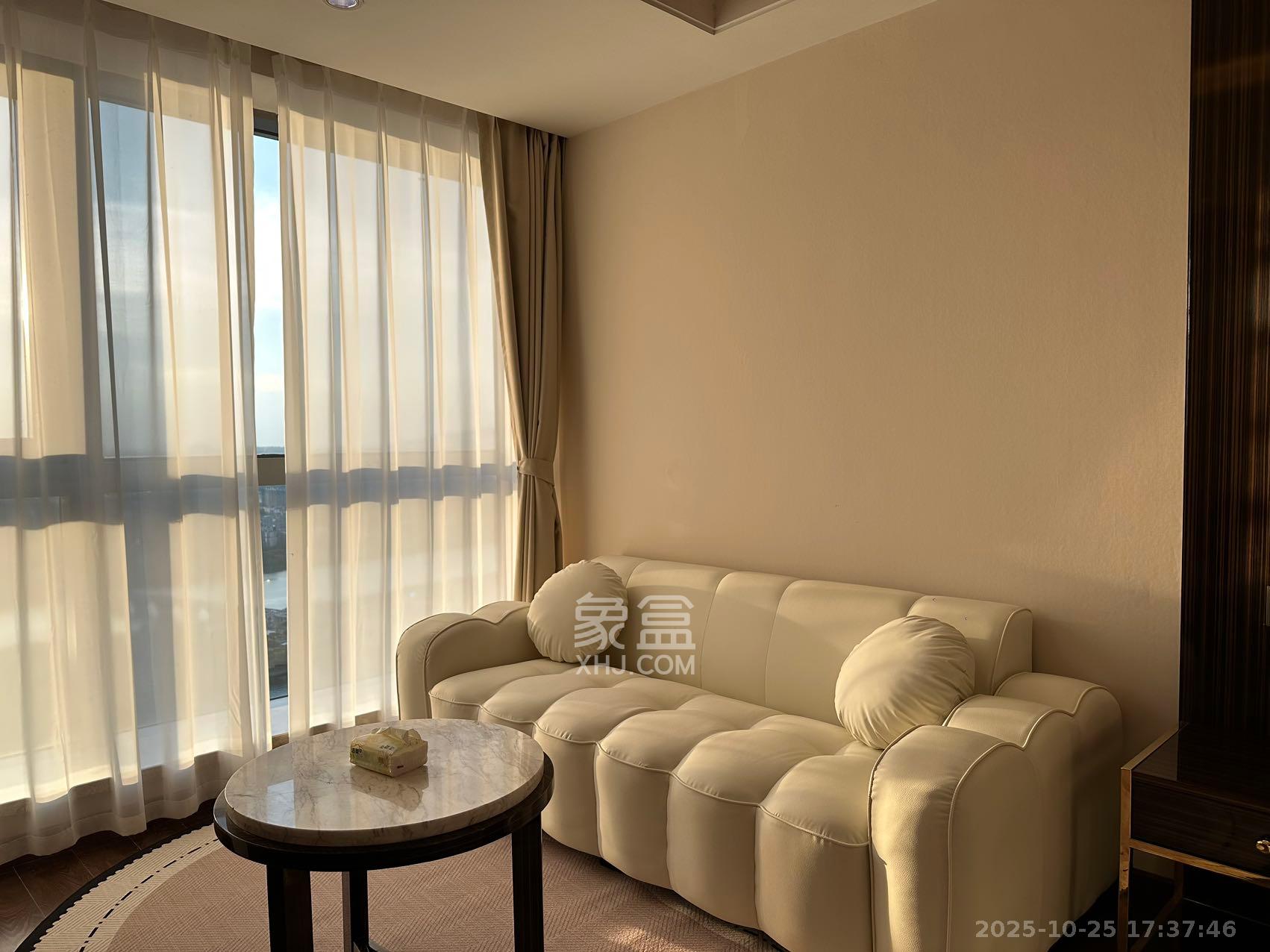 华远国际公寓  1室1厅1卫    3100.0元/月 华远国际公寓  1室1厅1卫    3100.0元/月室内图