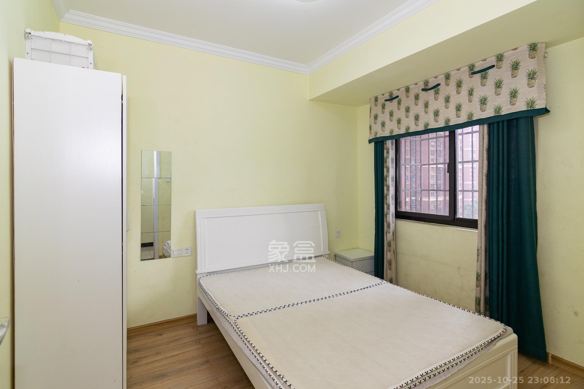 新城国际花都  3室2厅1卫    50.0万卧室