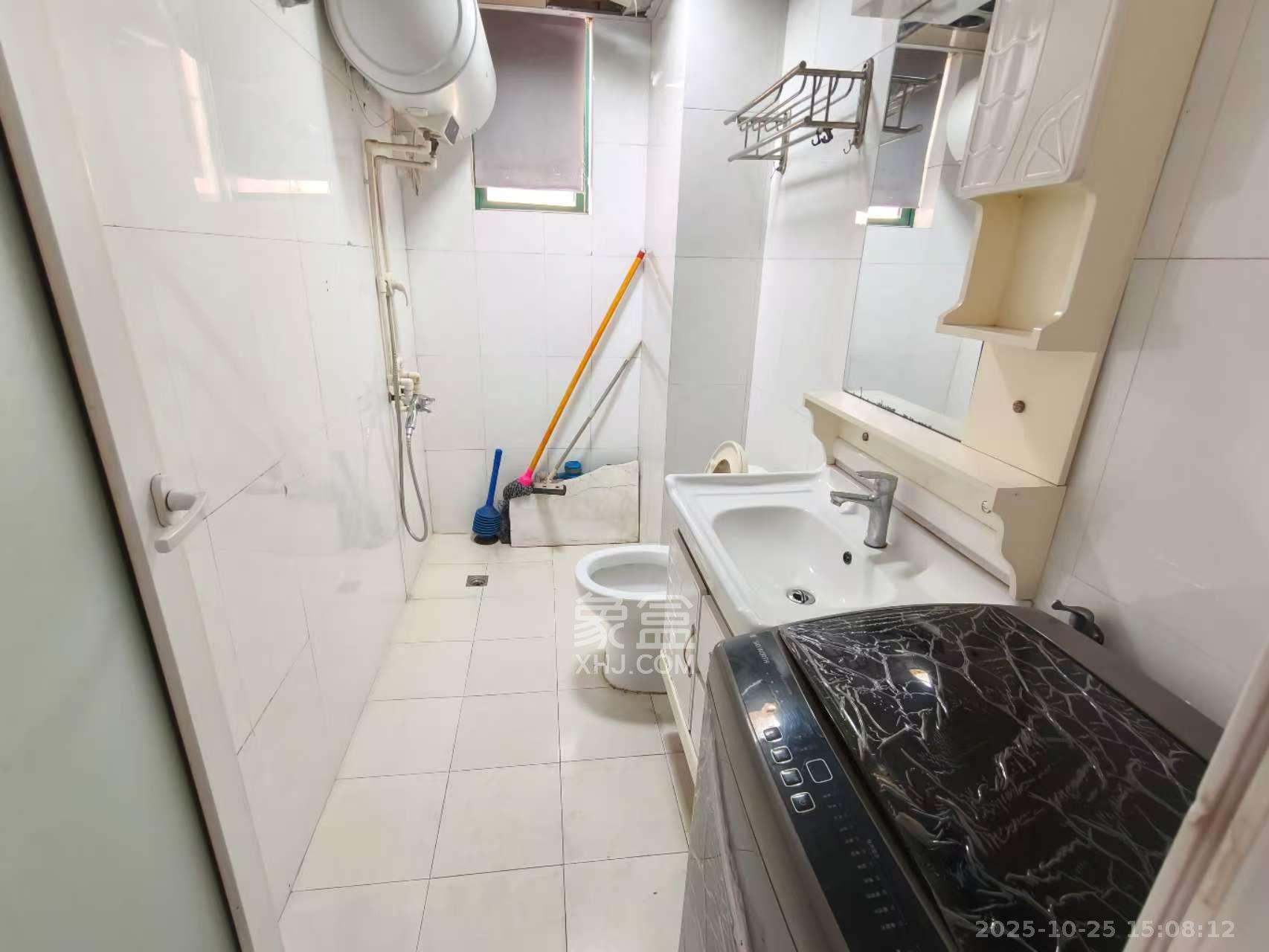 明城公寓  1室1厅1卫    800.0元/月室内图