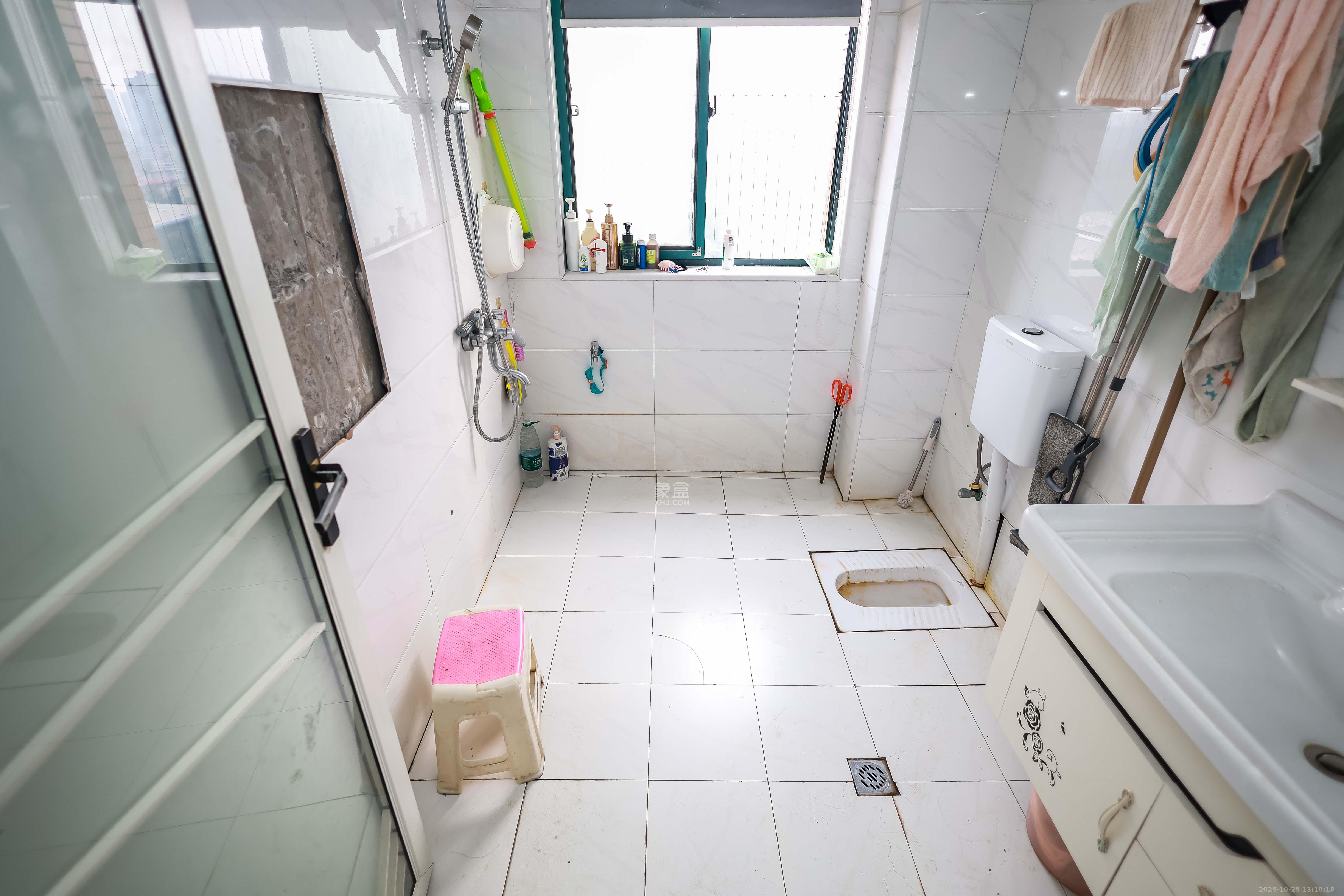 诚兴园 2室2厅1卫 65.0万 诚兴园 2室2厅1卫 65.0万卫生间