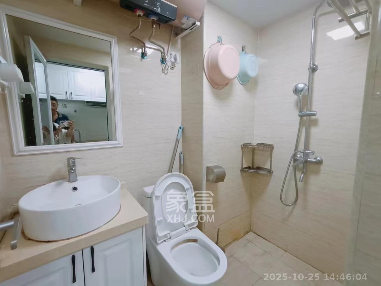 东盈商业广场（华泉城市广场）  1室1厅1卫    1800.0元/月室内图