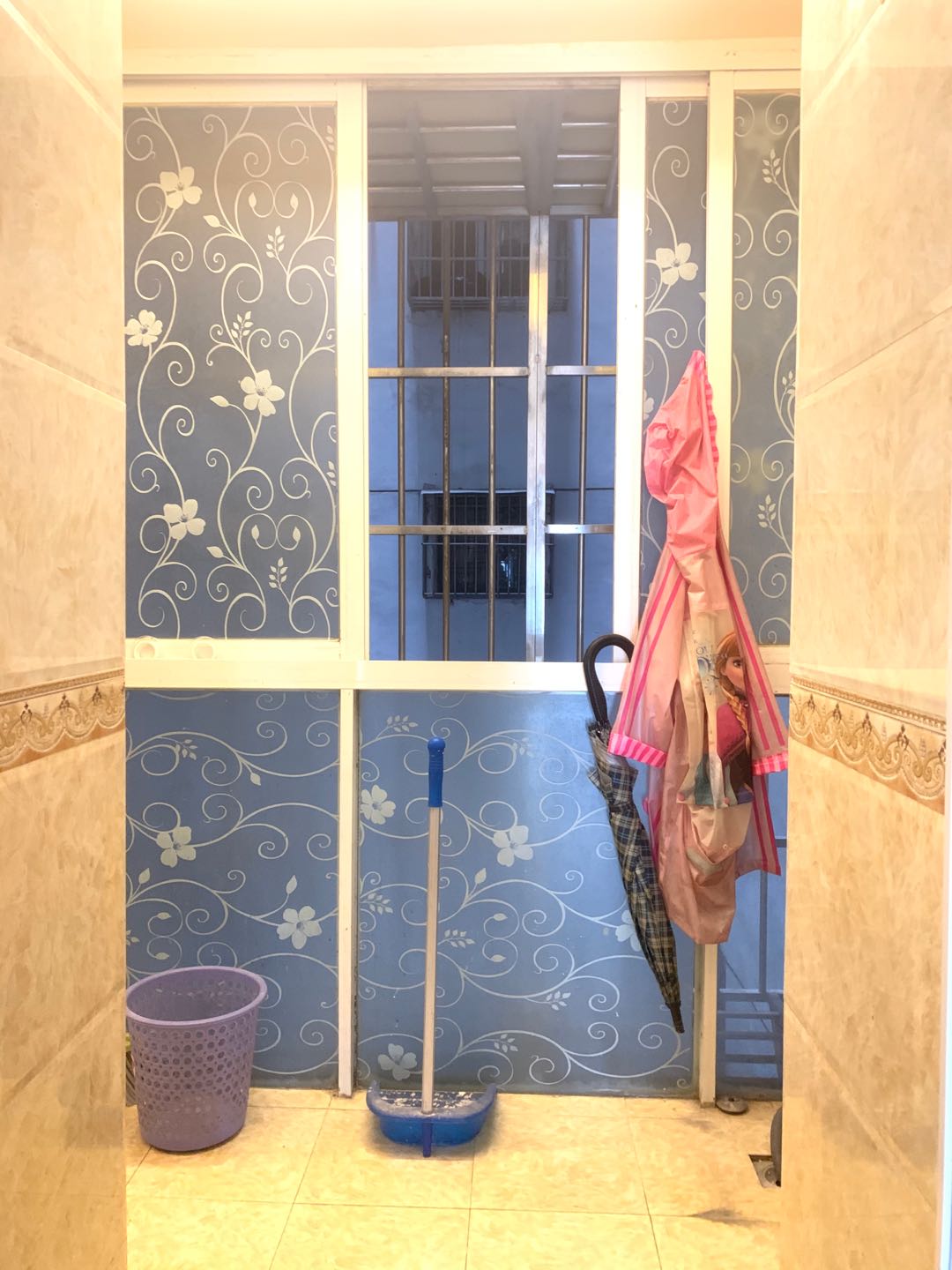 申鑫国际广场  2室1厅1卫    2500.0元/月室内图