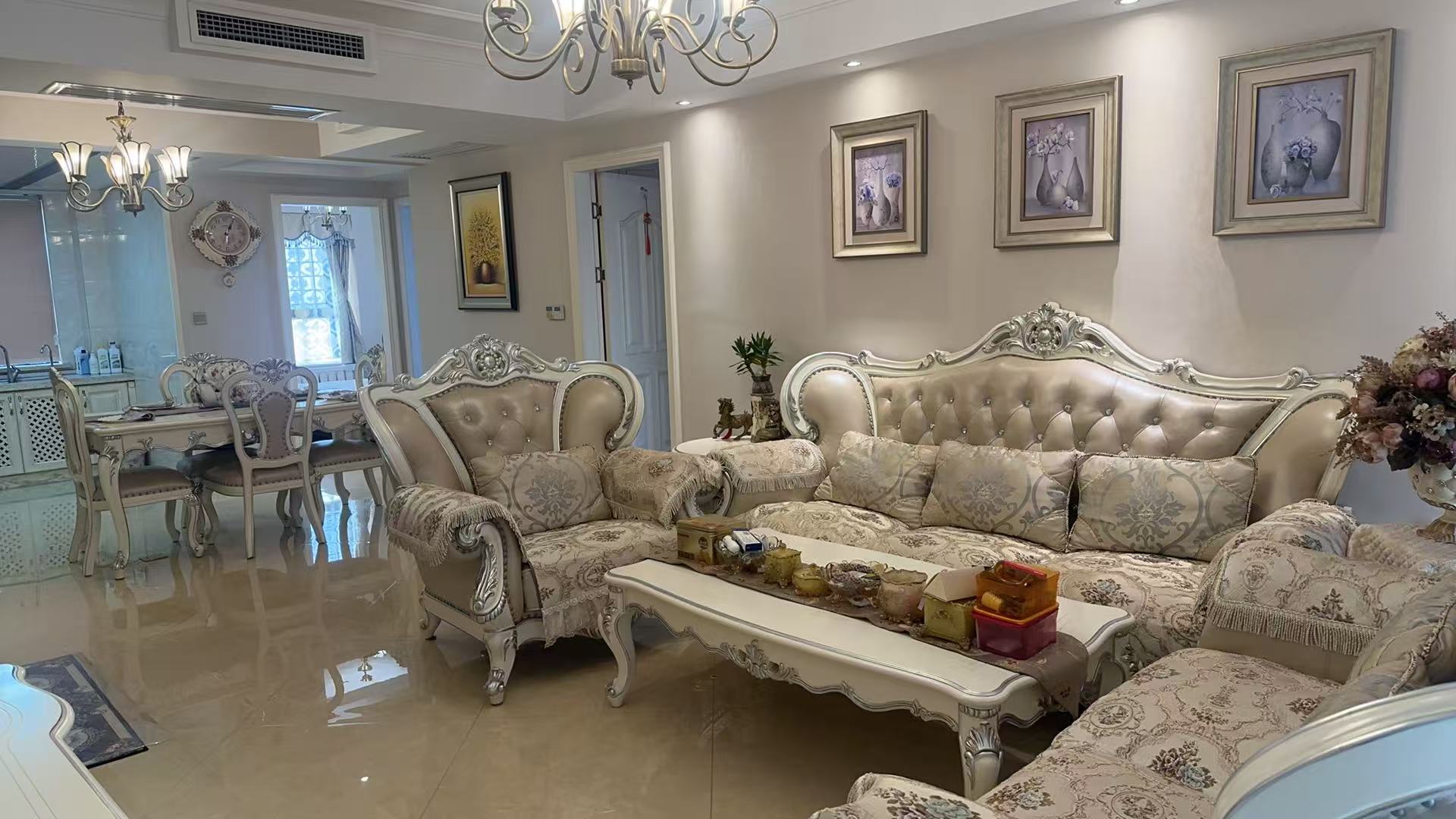 龙洲馨苑  3室2厅2卫    79.8万