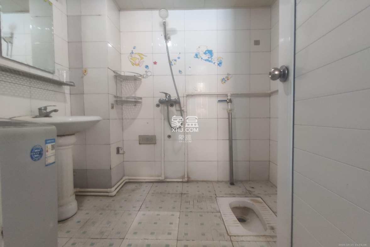 东方公寓 1室0厅0卫 1500.0元/月 东方公寓 1室0厅0卫 1500.0元/月室内图