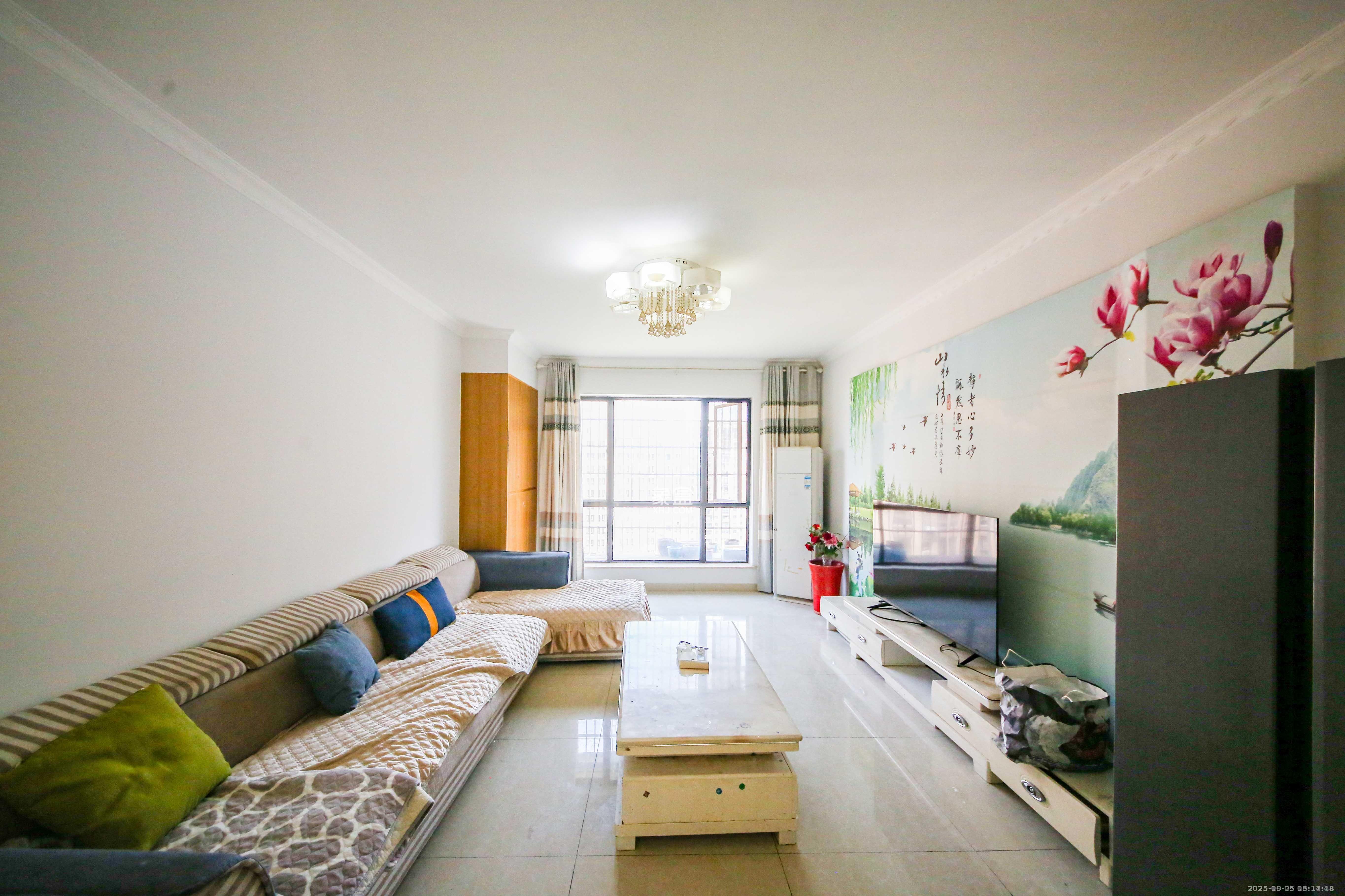 康斯丹郡(融程领秀佳园) 2室2厅1卫 2000.0元/月 康斯丹郡(融程领秀佳园) 2室2厅1卫 2000.0元/月室内图