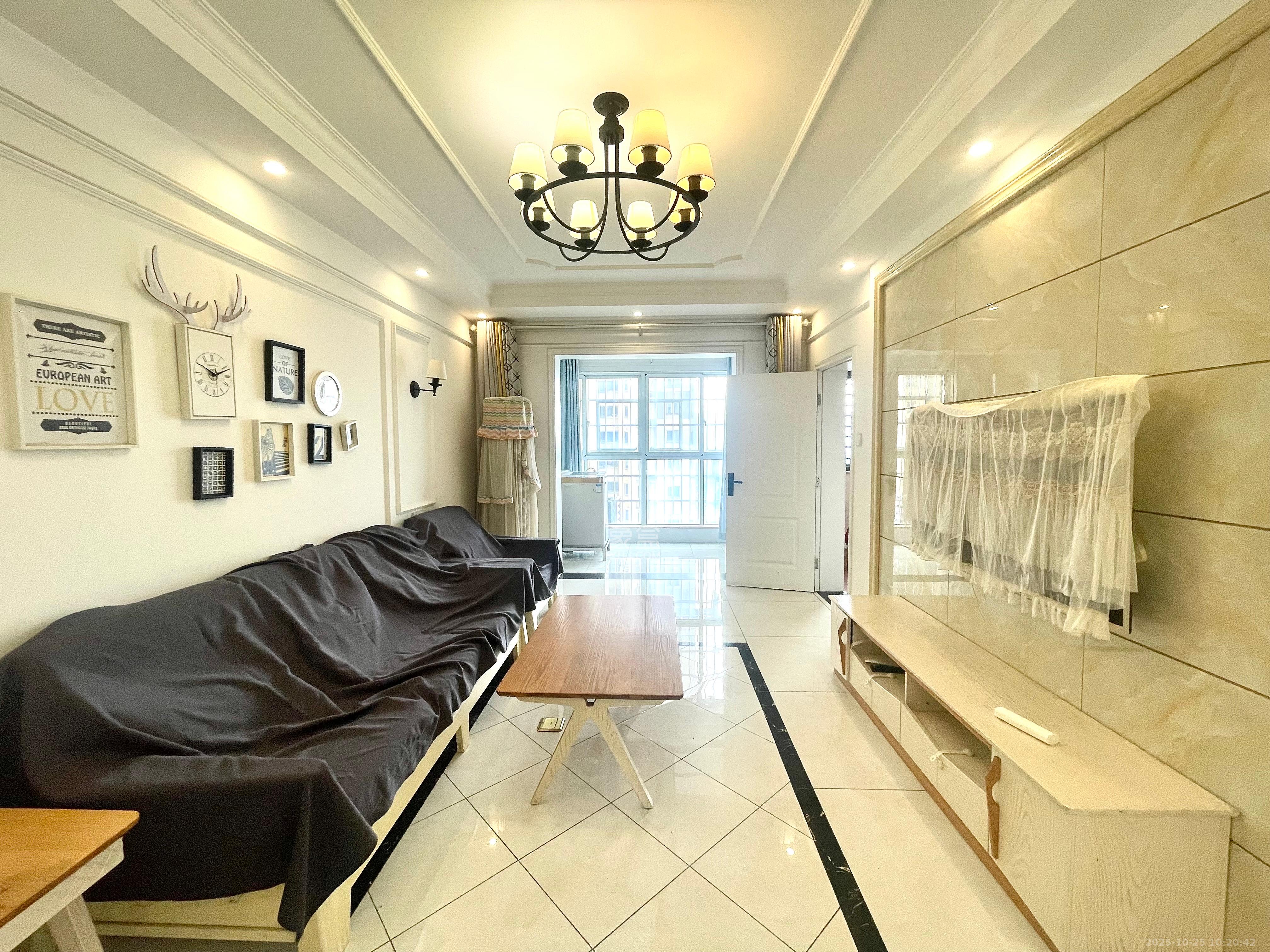 MOMA当代广场  3室2厅2卫    2500.0元/月 MOMA当代广场  3室2厅2卫    2500.0元/月