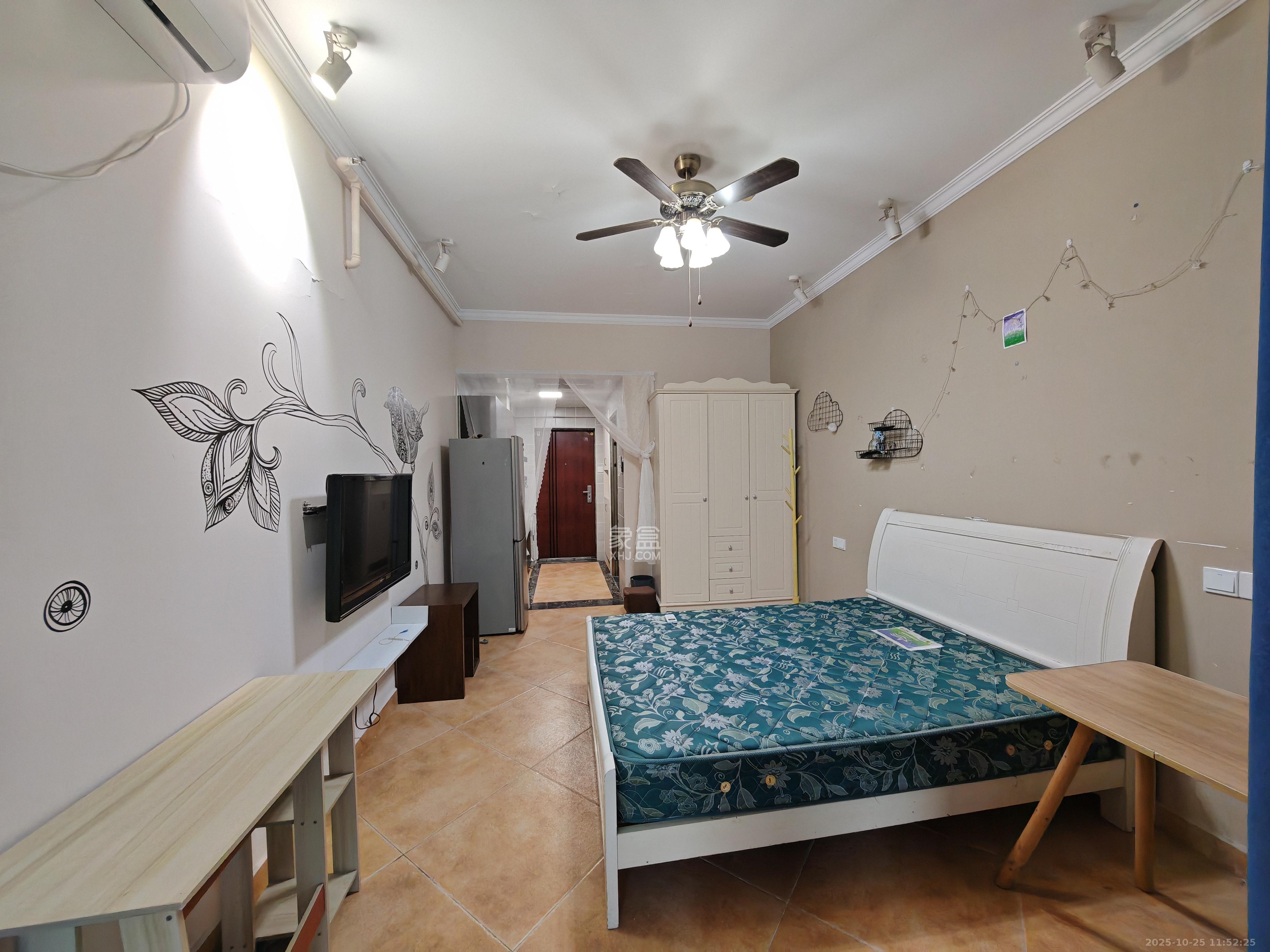 达美D6区  1室1厅1卫    1400.0元/月室内图