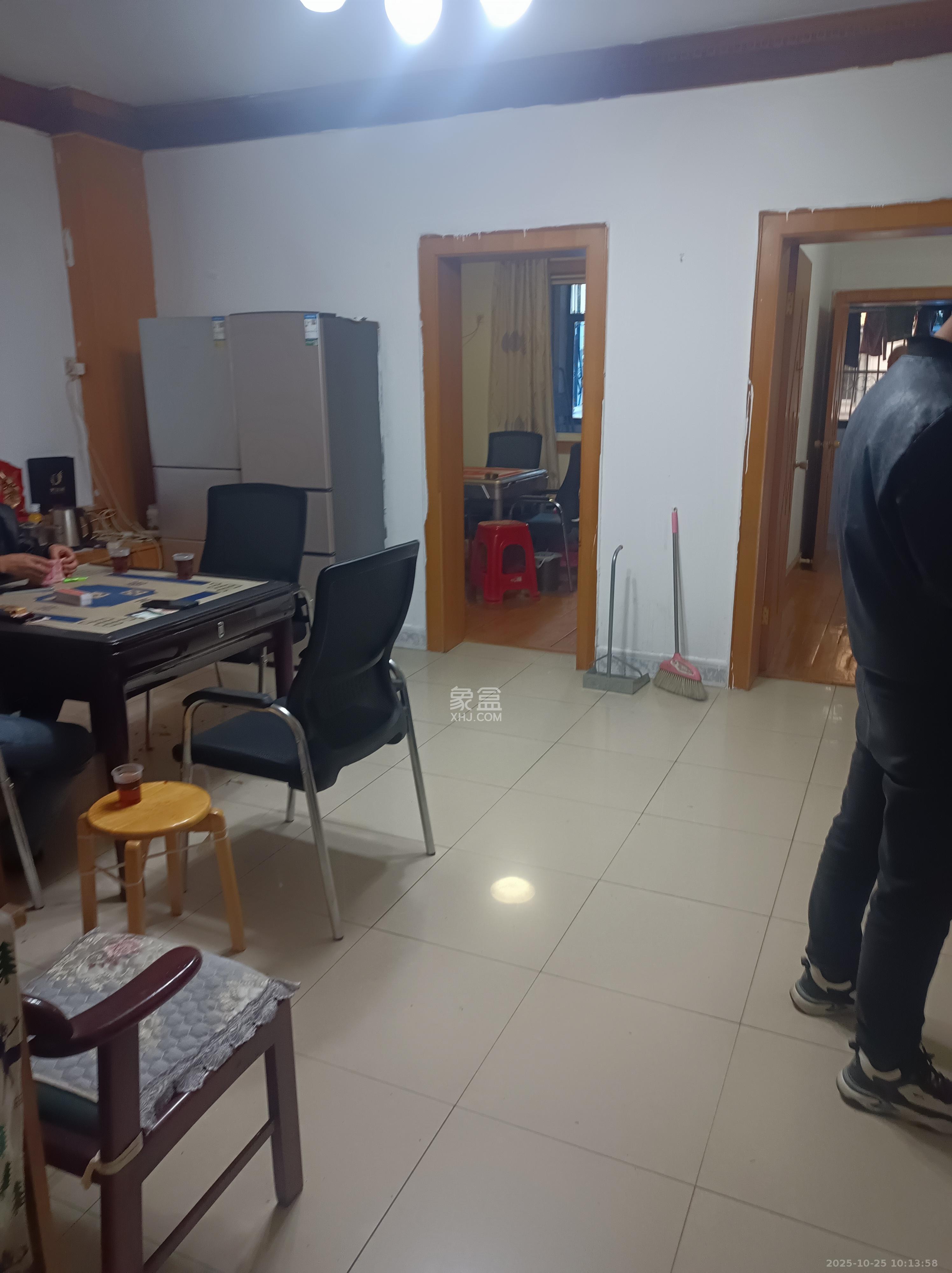 省政府五所  2室1厅1卫    2200.0元/月