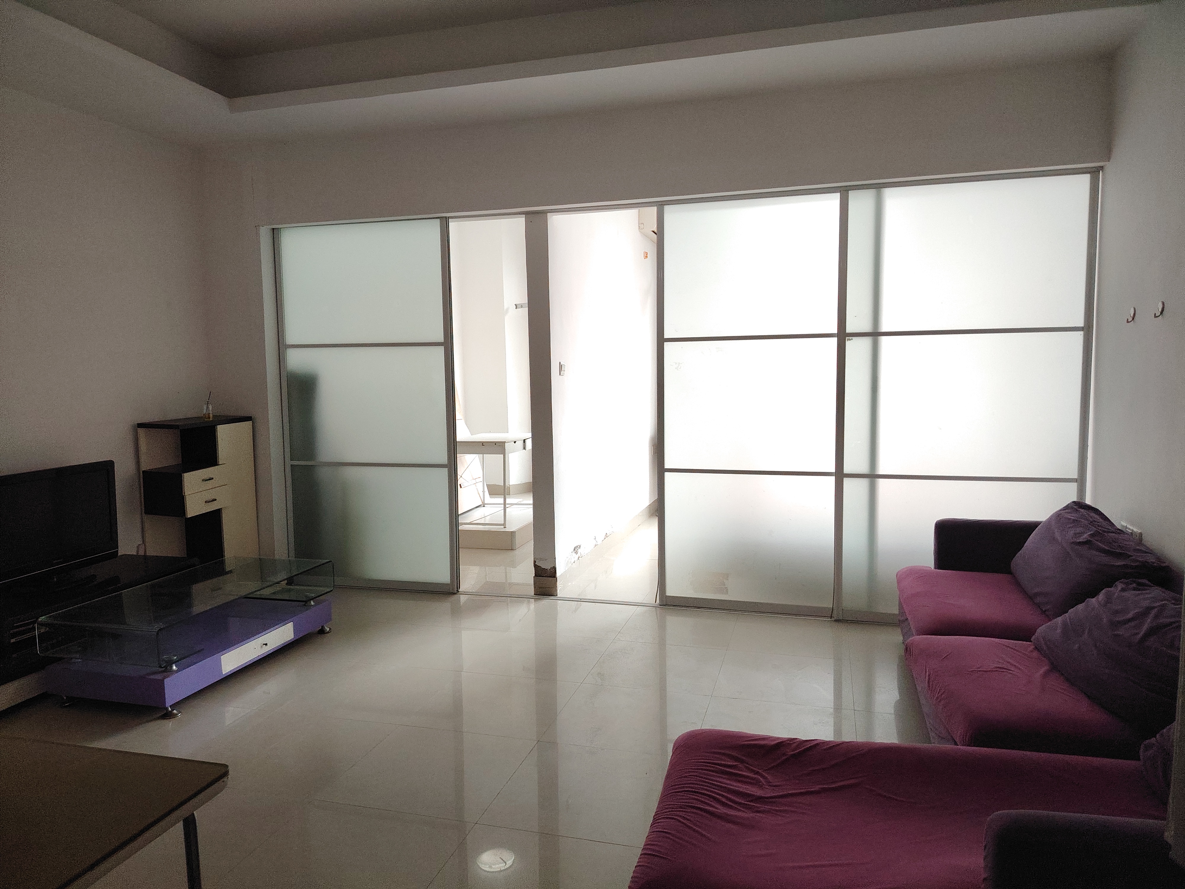 蓝海佳园 2室2厅1卫 1800.0元/月 蓝海佳园 2室2厅1卫 1800.0元/月室内图