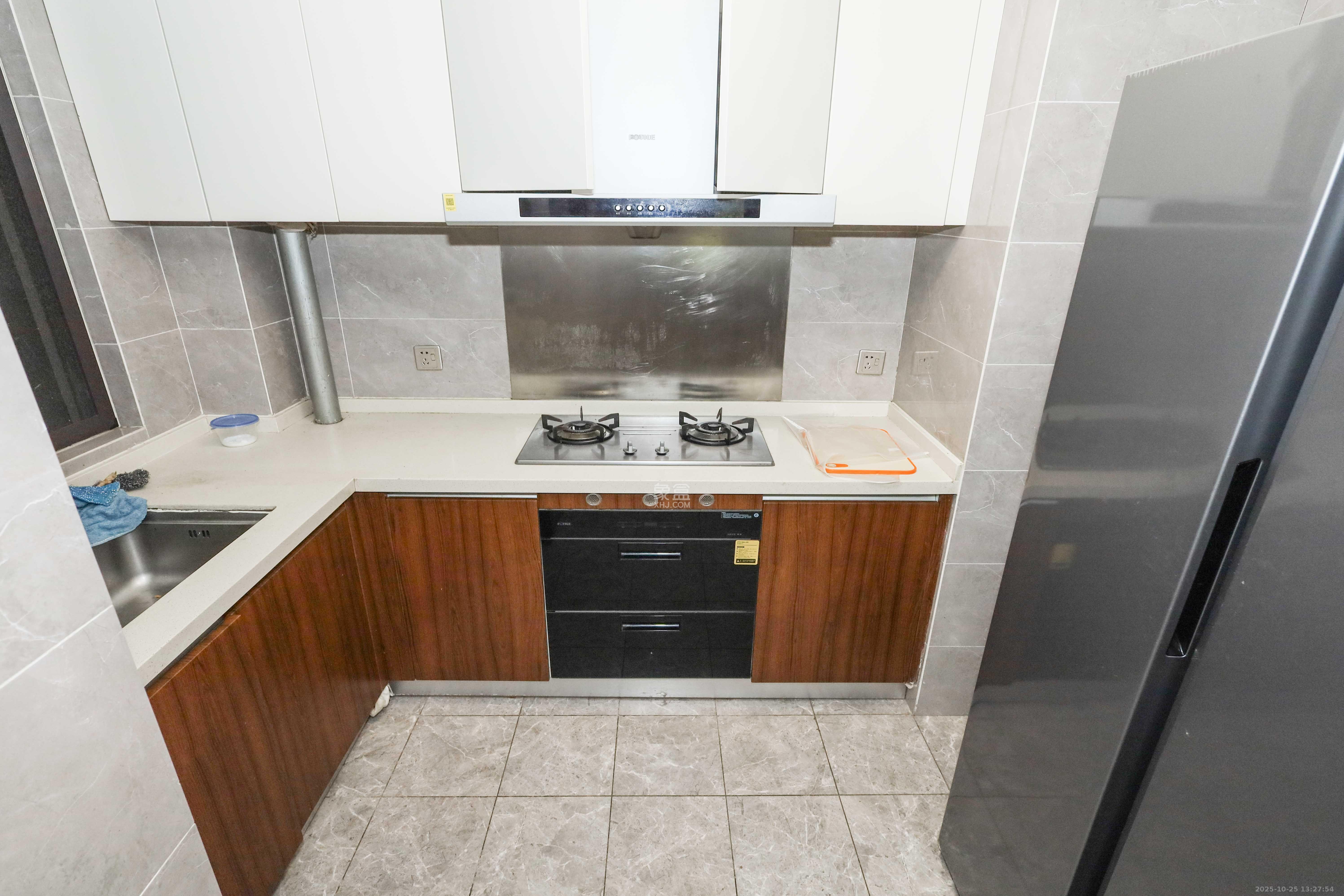 中梁云麓传奇  3室2厅2卫    2480.0元/月室内图