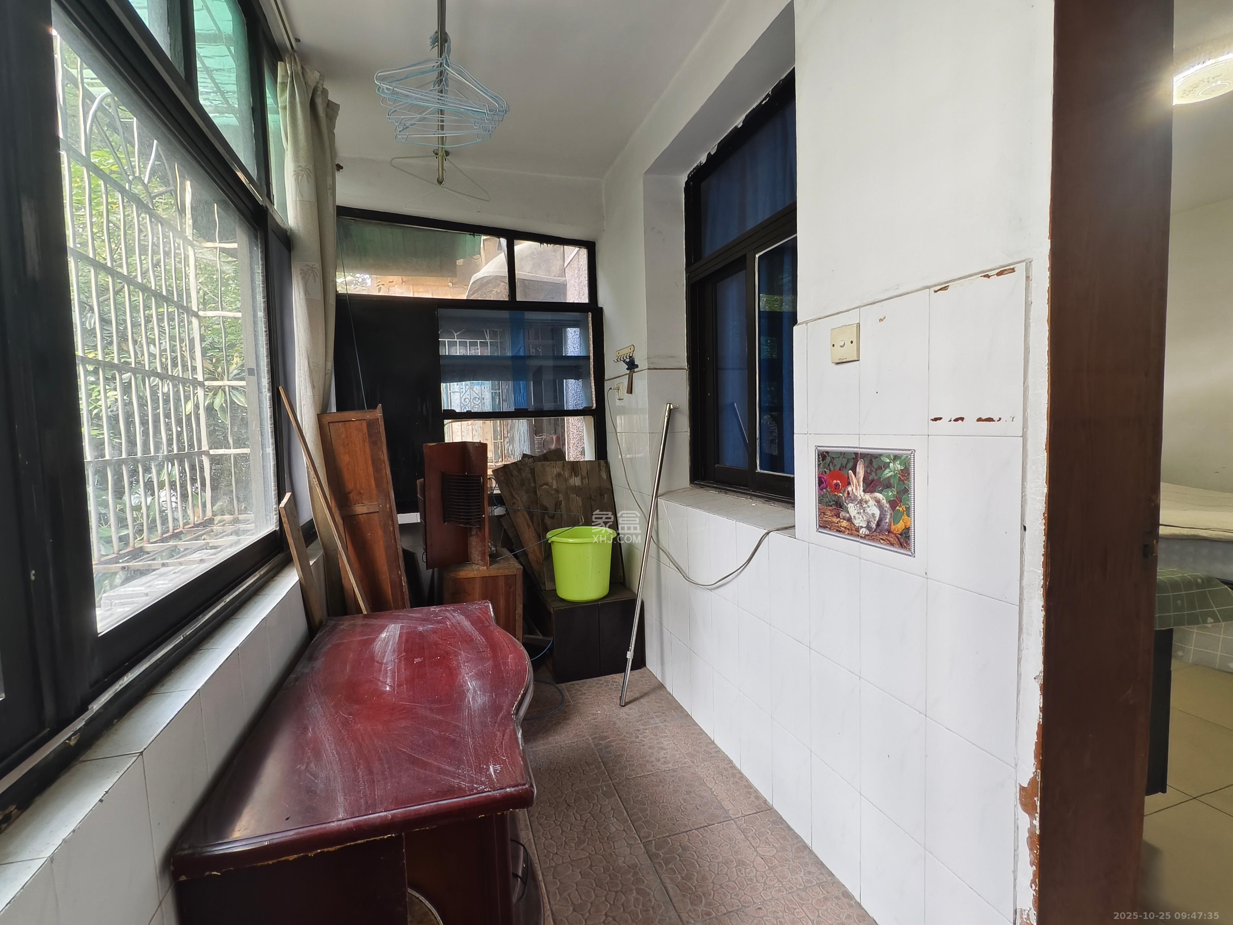 北桥新村  2室1厅1卫    1400.0元/月室内图