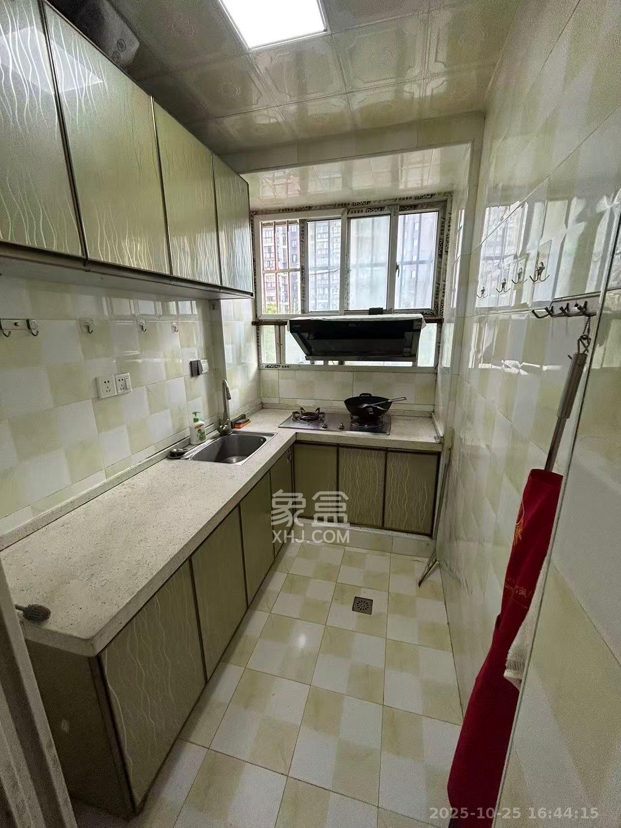 铝厂宿舍  2室2厅1卫    1200.0元/月室内图