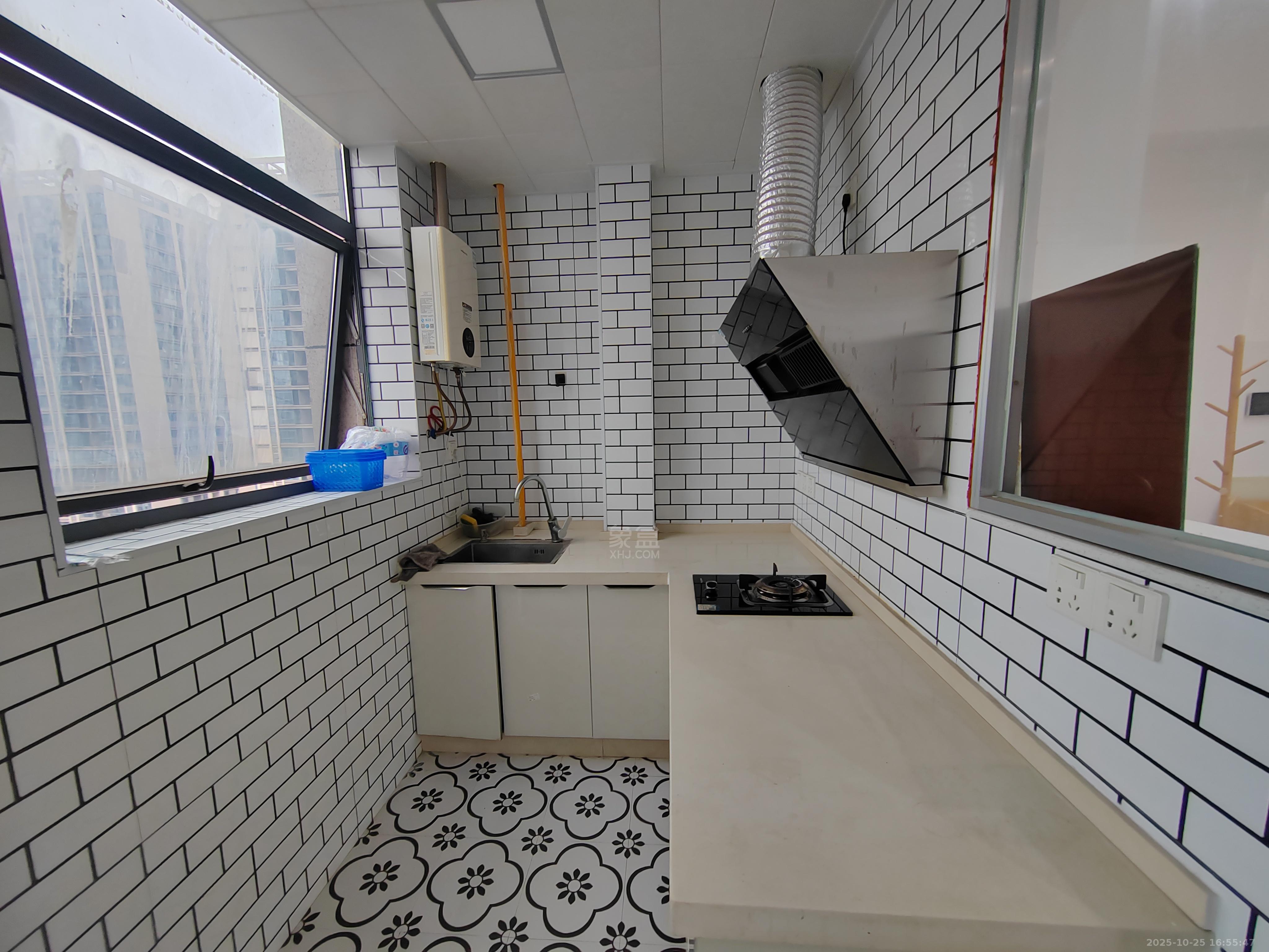 流金岁月-华晨国际 1室1厅1卫 1200.0元/月 流金岁月-华晨国际 1室1厅1卫 1200.0元/月室内图