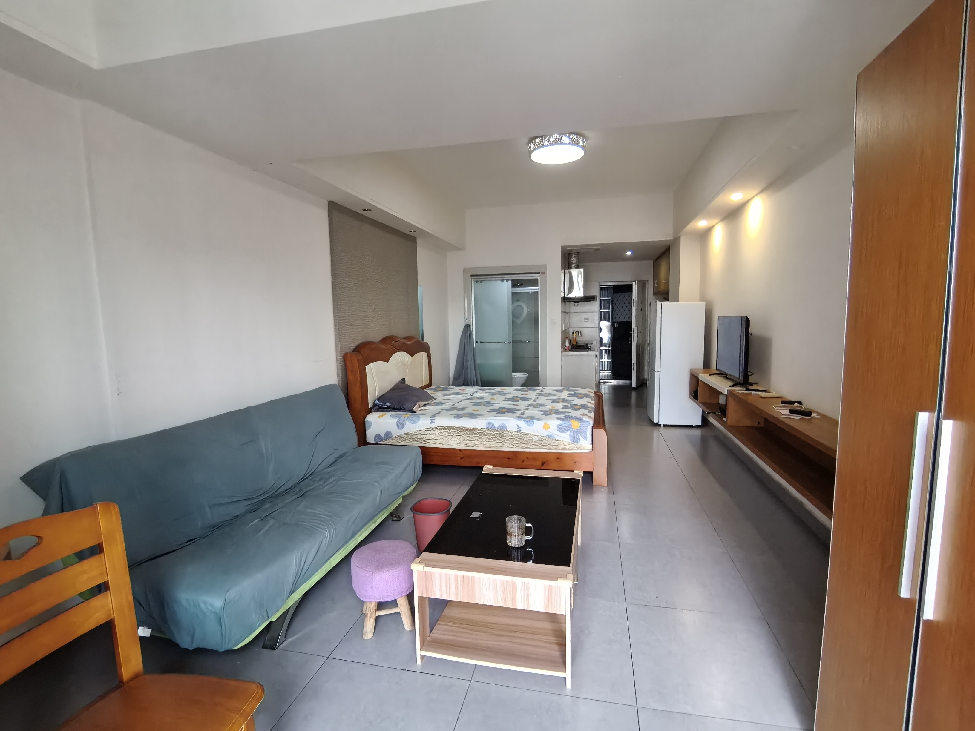 国公馆  1室1厅1卫    1500.0元/月室内图