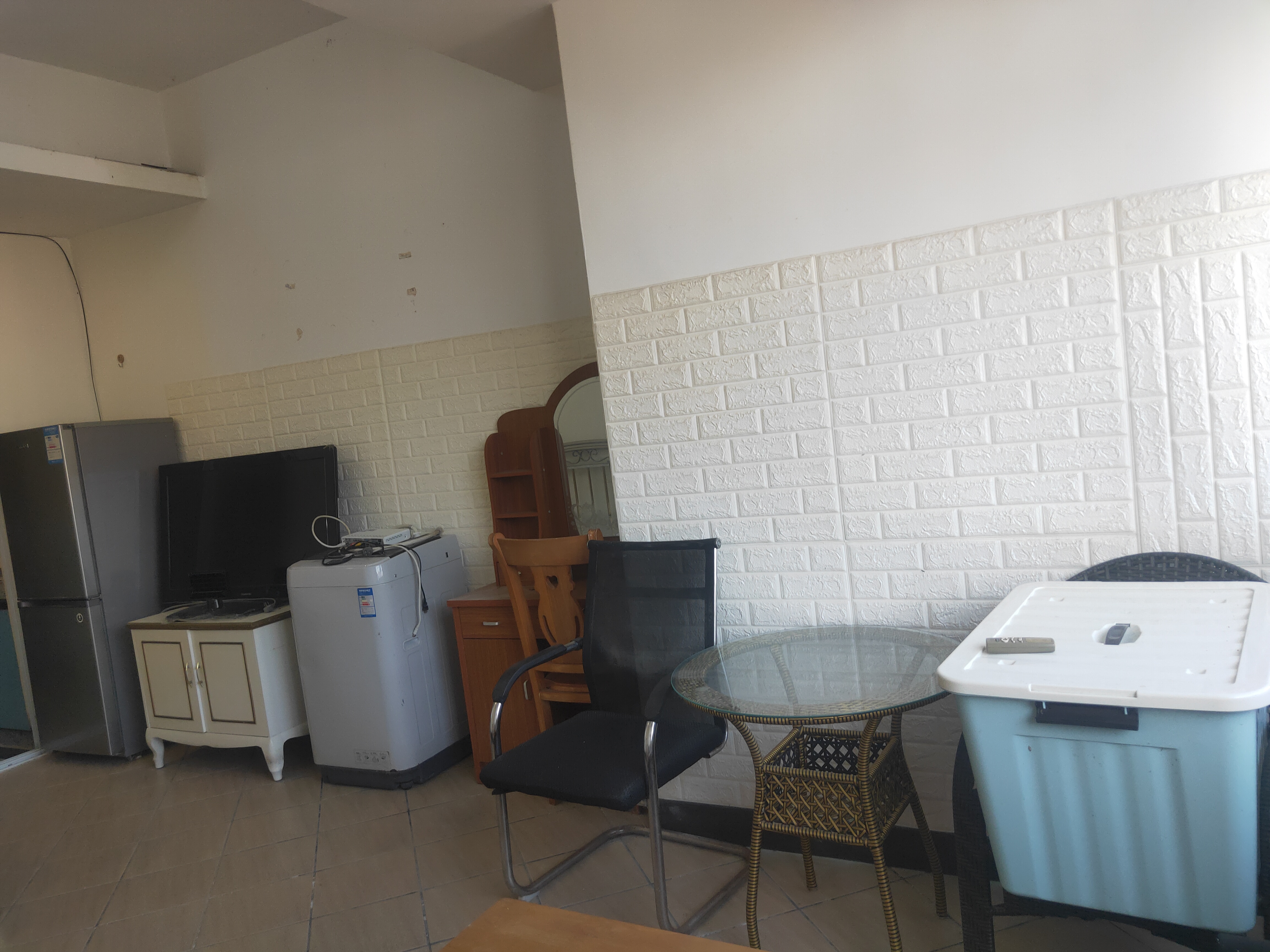 银达大厦（银达商务大厦）  1室0厅0卫    1300.0元/月室内图