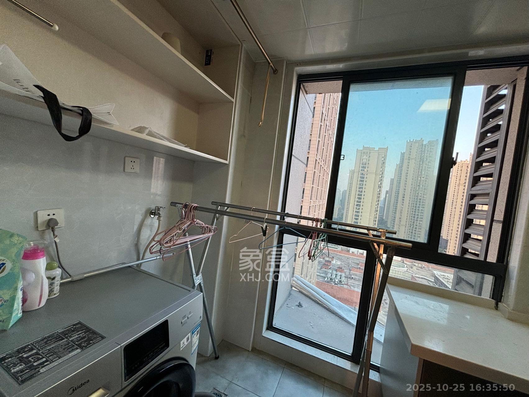 明发国际城  1室0厅1卫    1500.0元/月 明发国际城  1室0厅1卫    1500.0元/月室内图