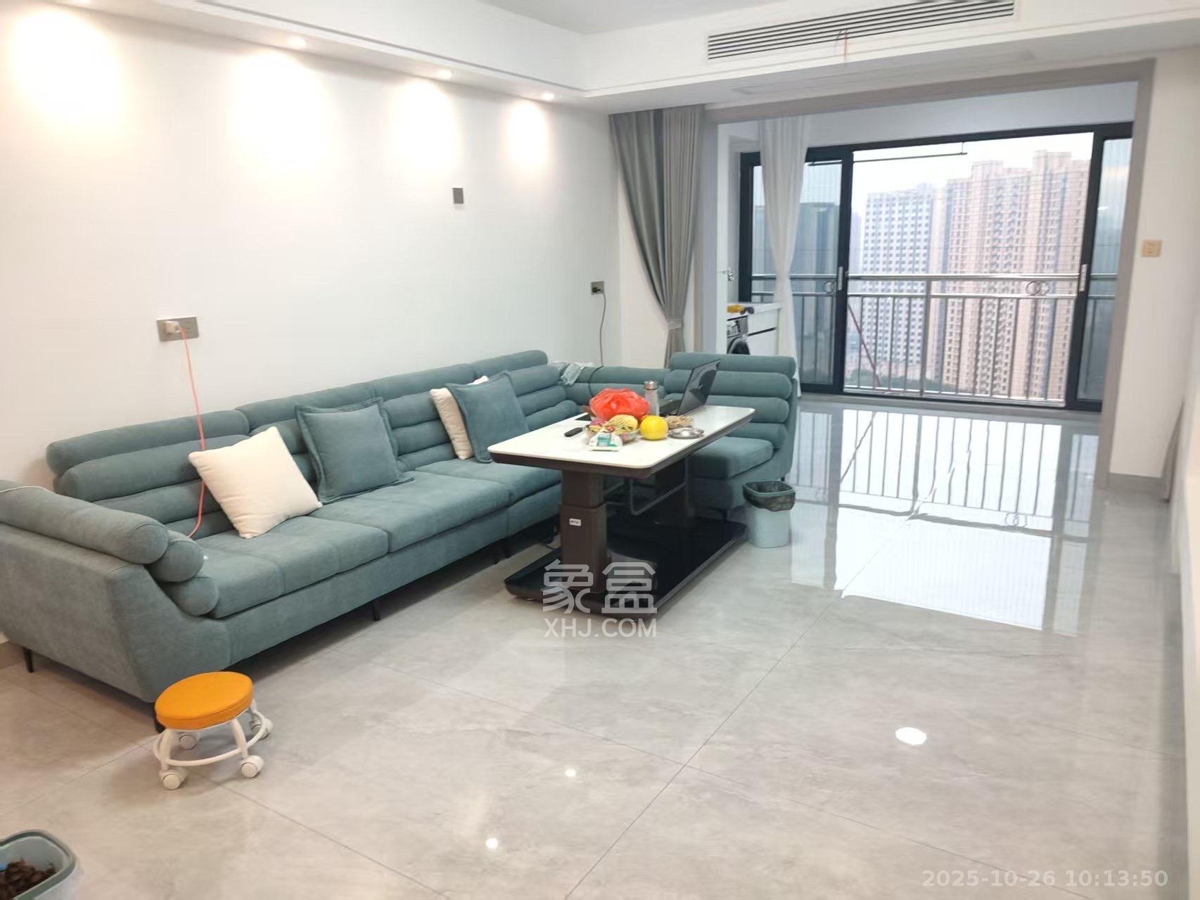 香樟鑫都  4室2厅2卫    4000.0元/月室内图