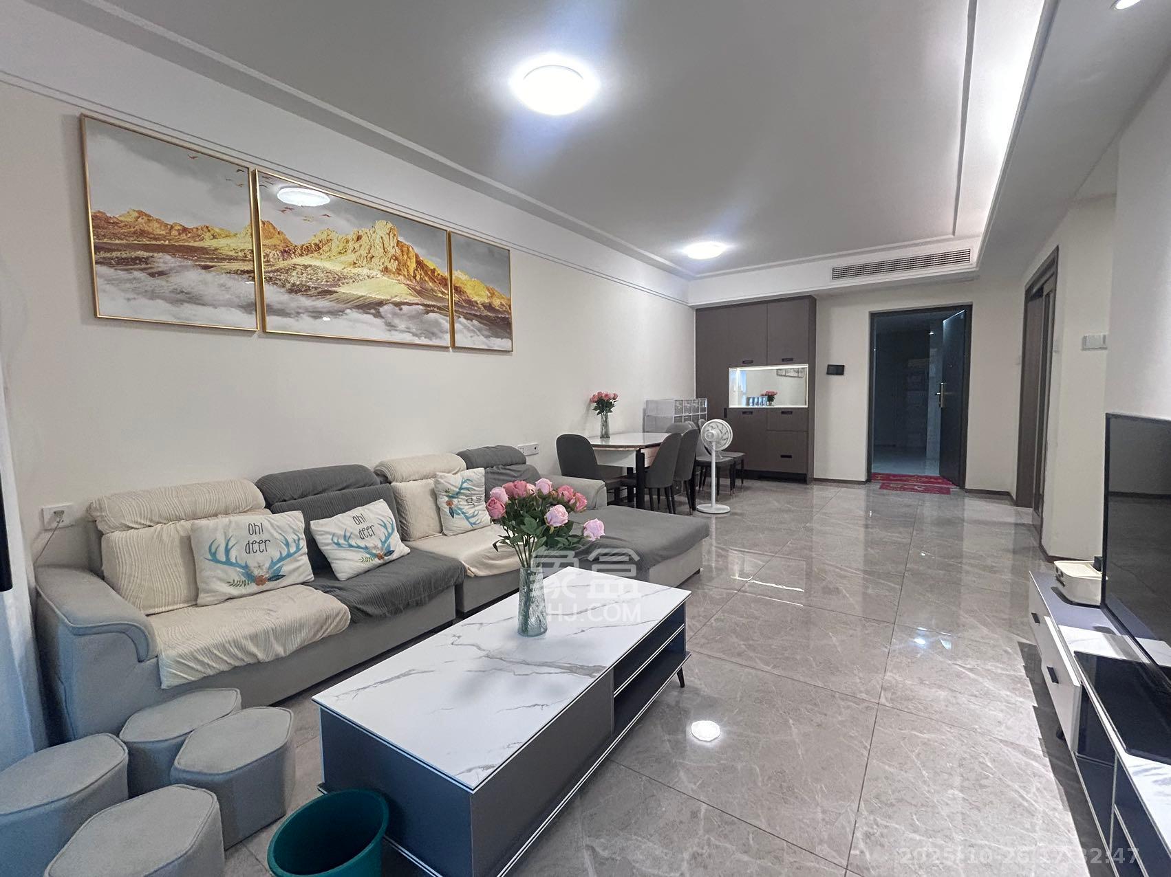 滨江府1913  4室2厅2卫    4800.0元/月 滨江府1913  4室2厅2卫    4800.0元/月室内图