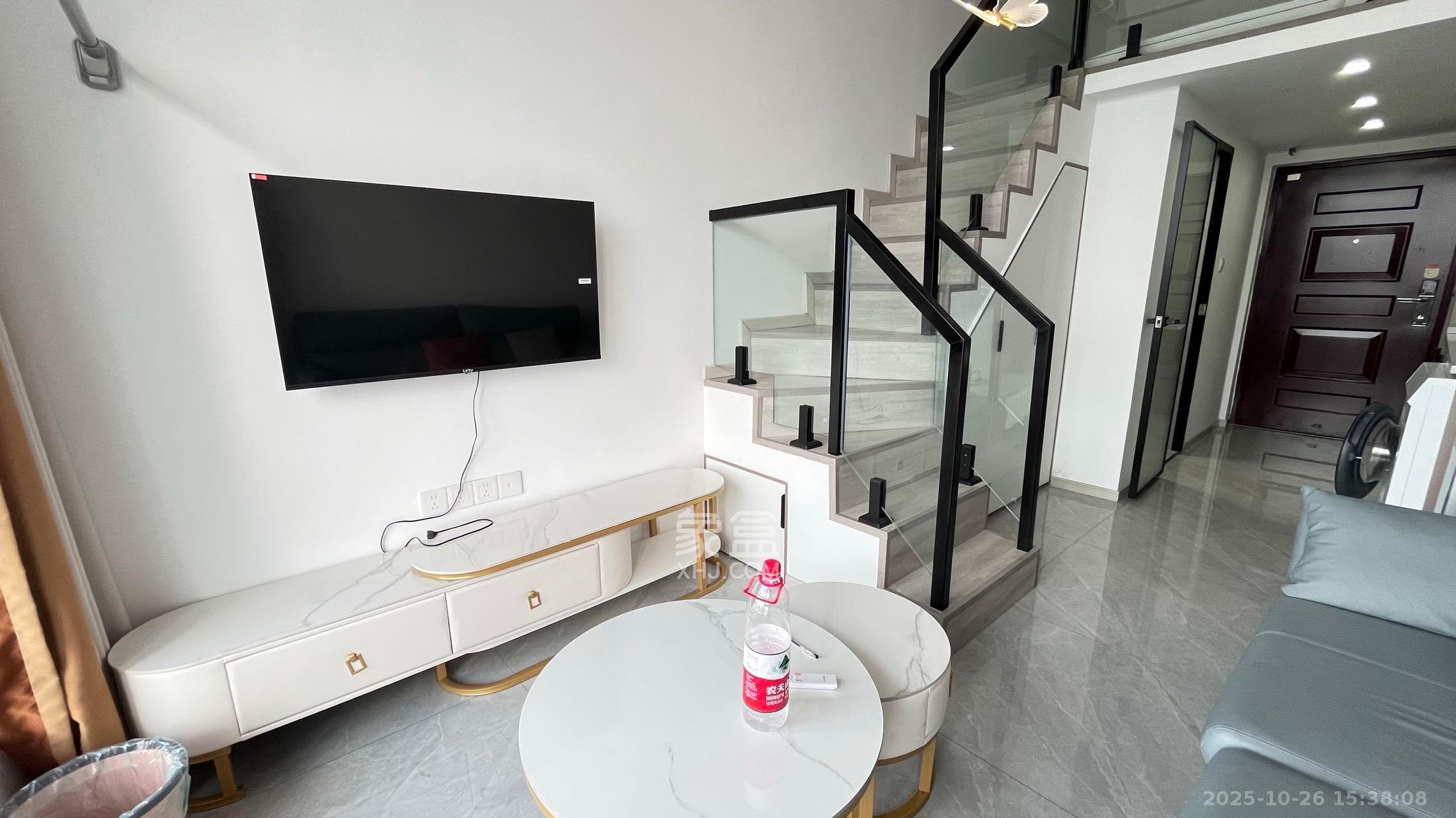 保利天禧EF区  1室1厅1卫    2000.0元/月 保利天禧EF区  1室1厅1卫    2000.0元/月室内图